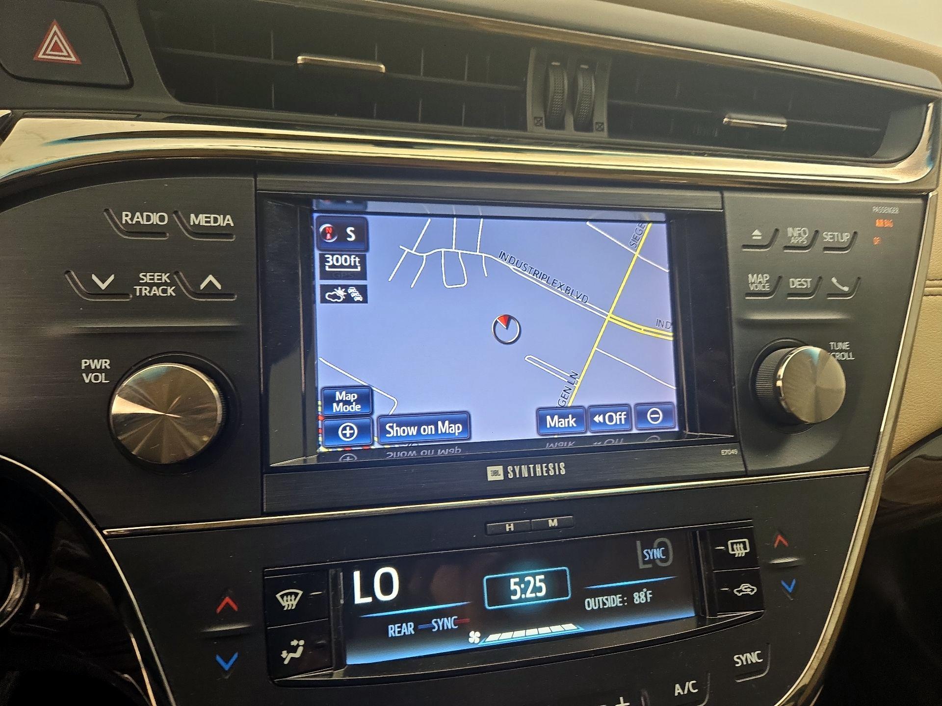 Thumbnail: 2014 Toyota Avalon - 14