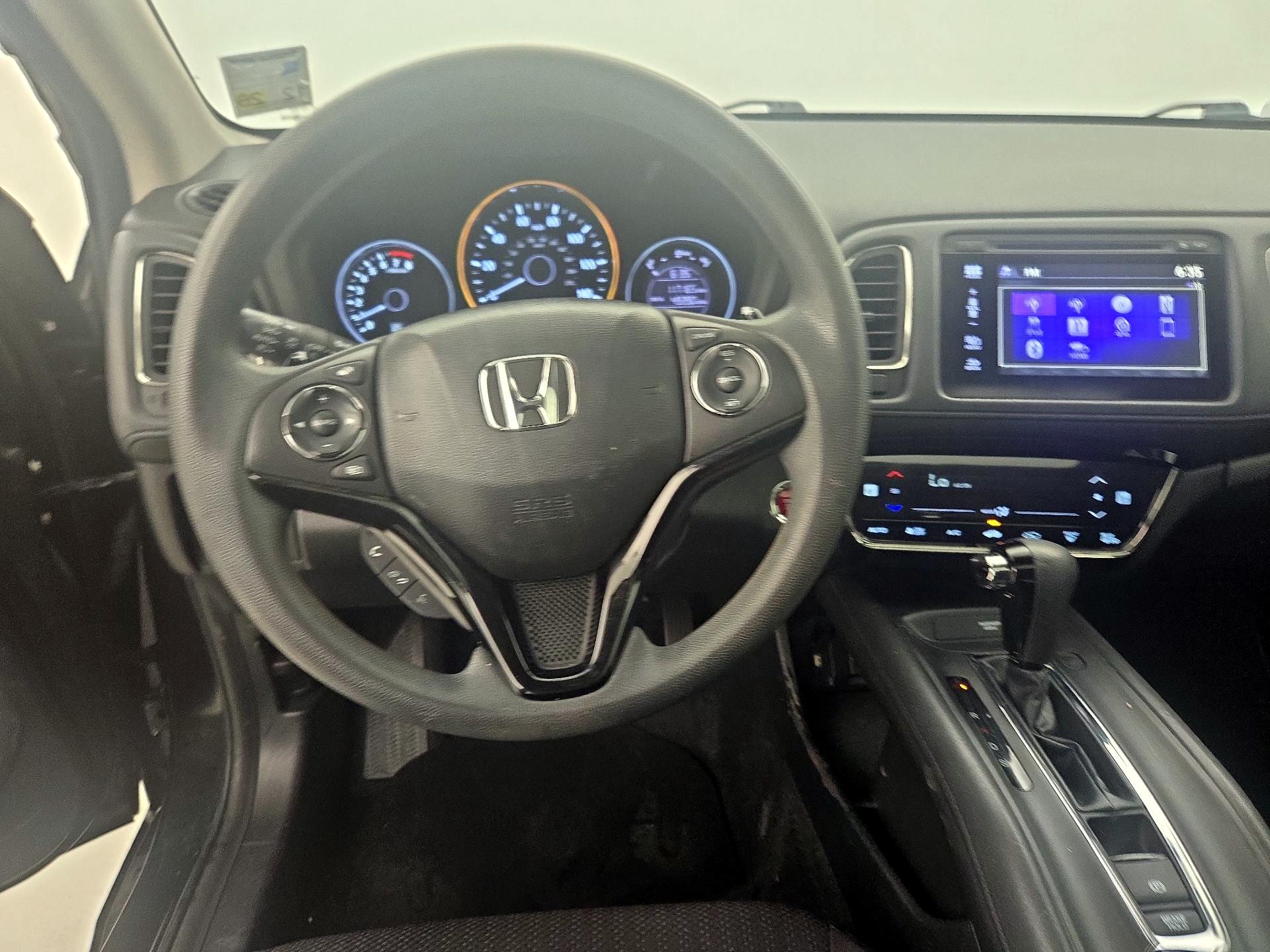 Thumbnail: 2016 Honda HR-V - 10