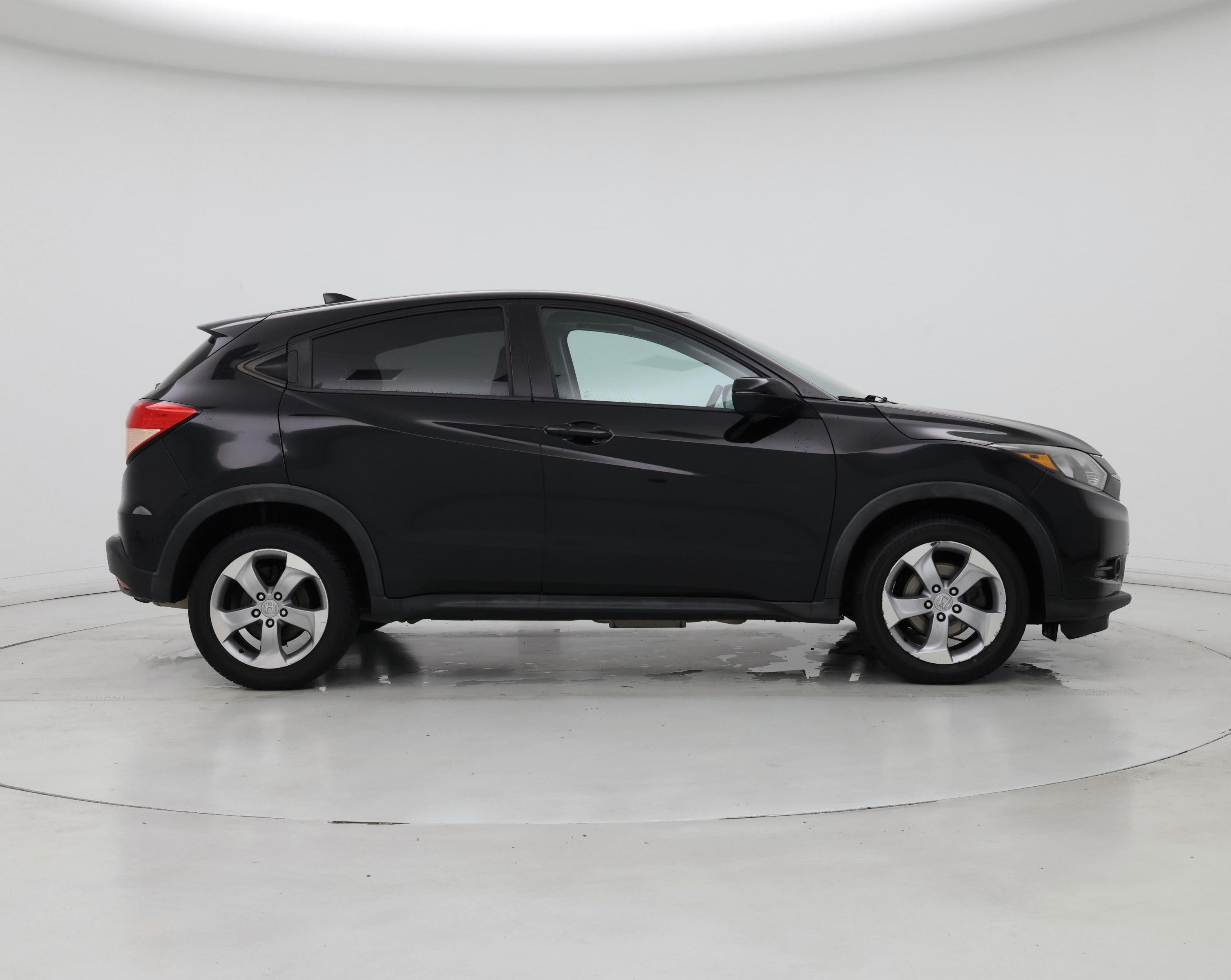 Thumbnail: 2016 Honda HR-V - 7