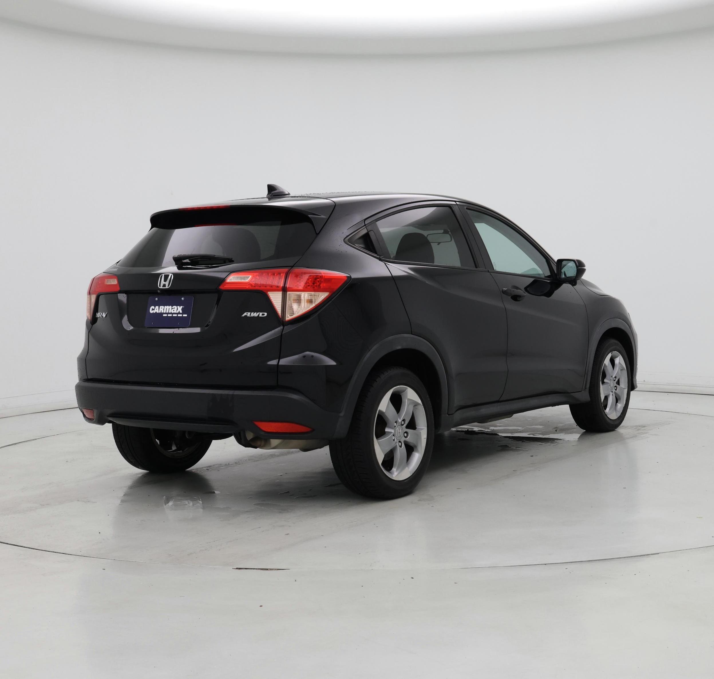 Thumbnail: 2016 Honda HR-V - 8