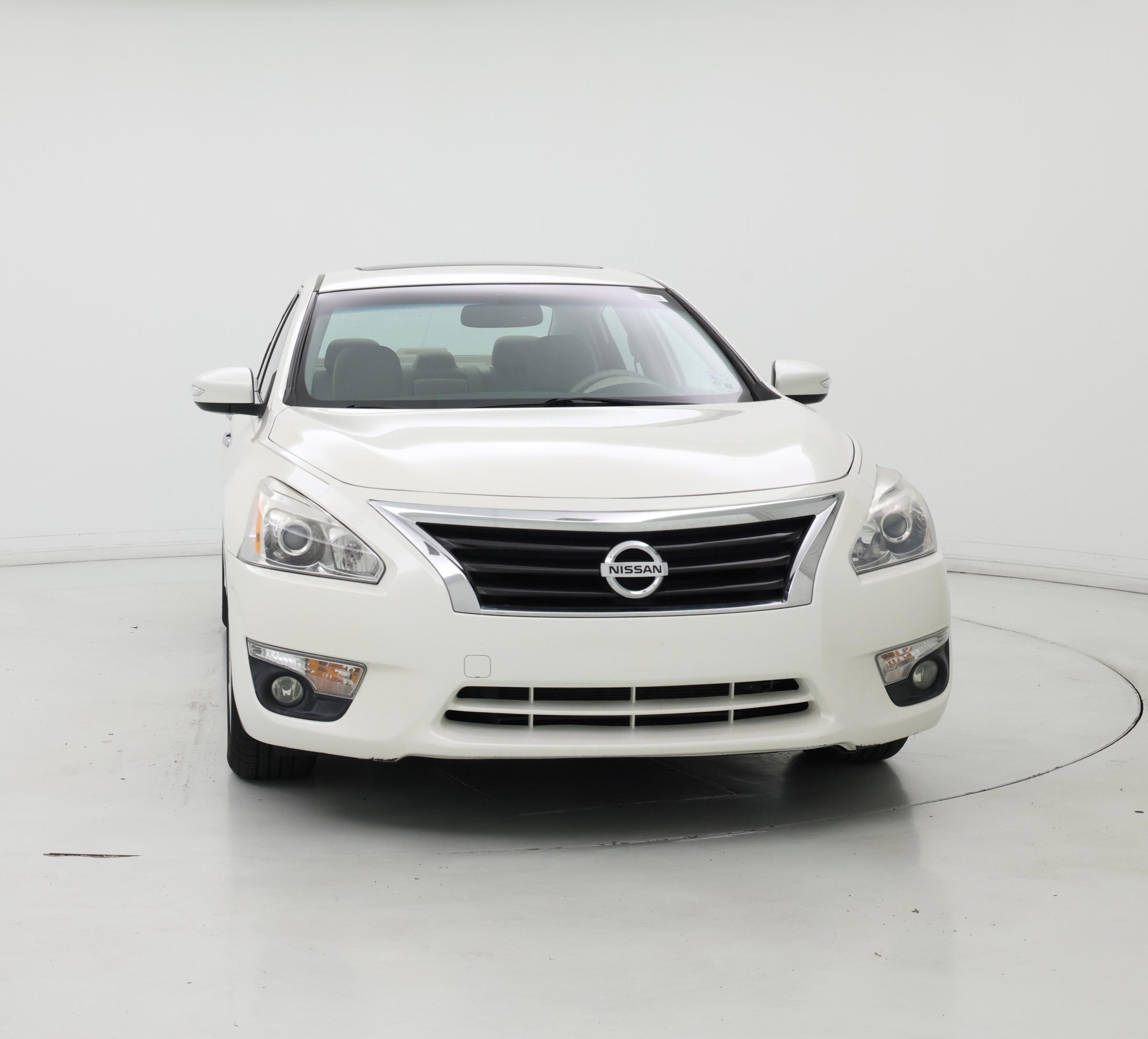 Thumbnail: 2015 Nissan Altima - 5