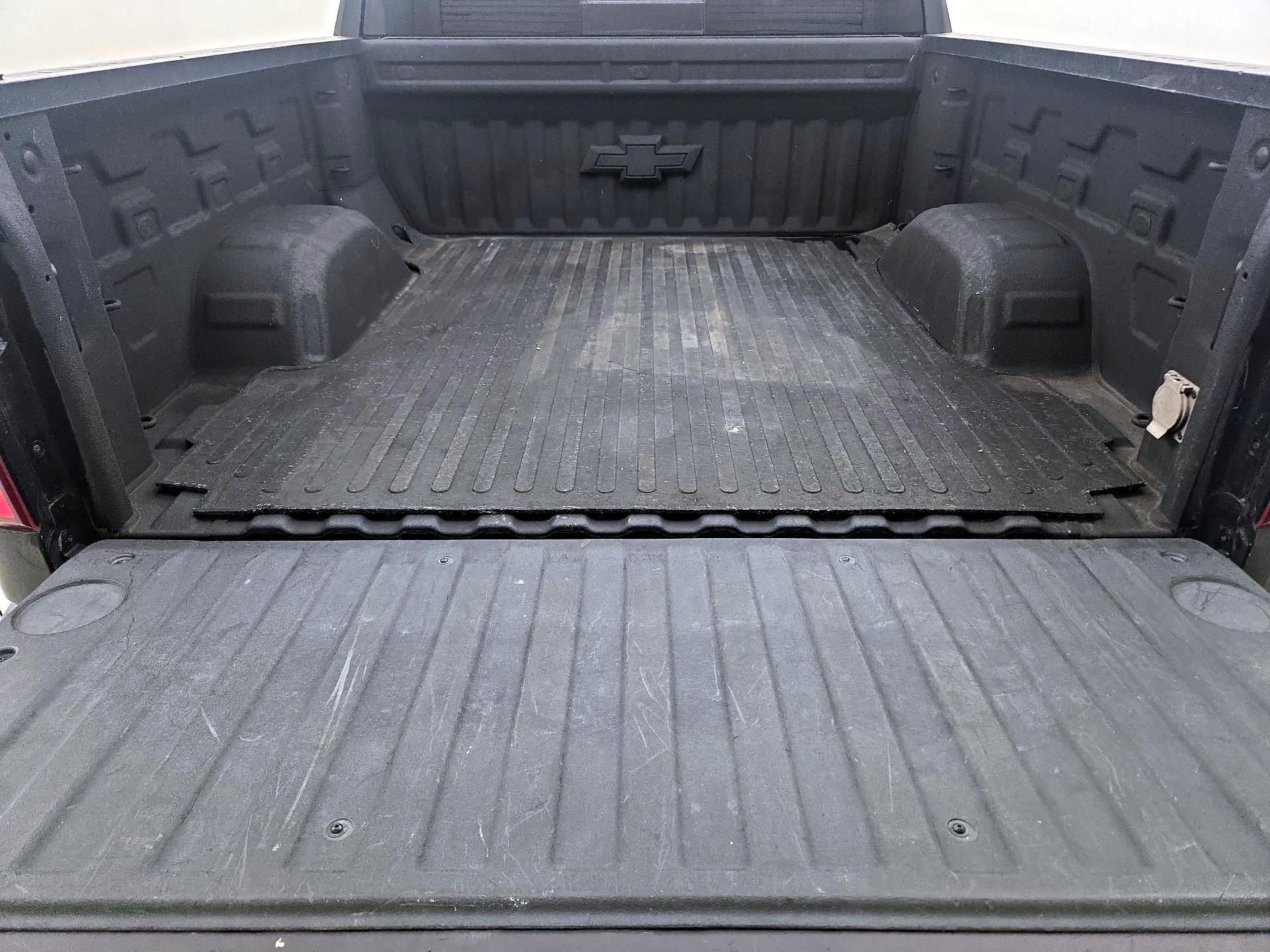 Thumbnail: 2021 Chevrolet Silverado 1500 - 20