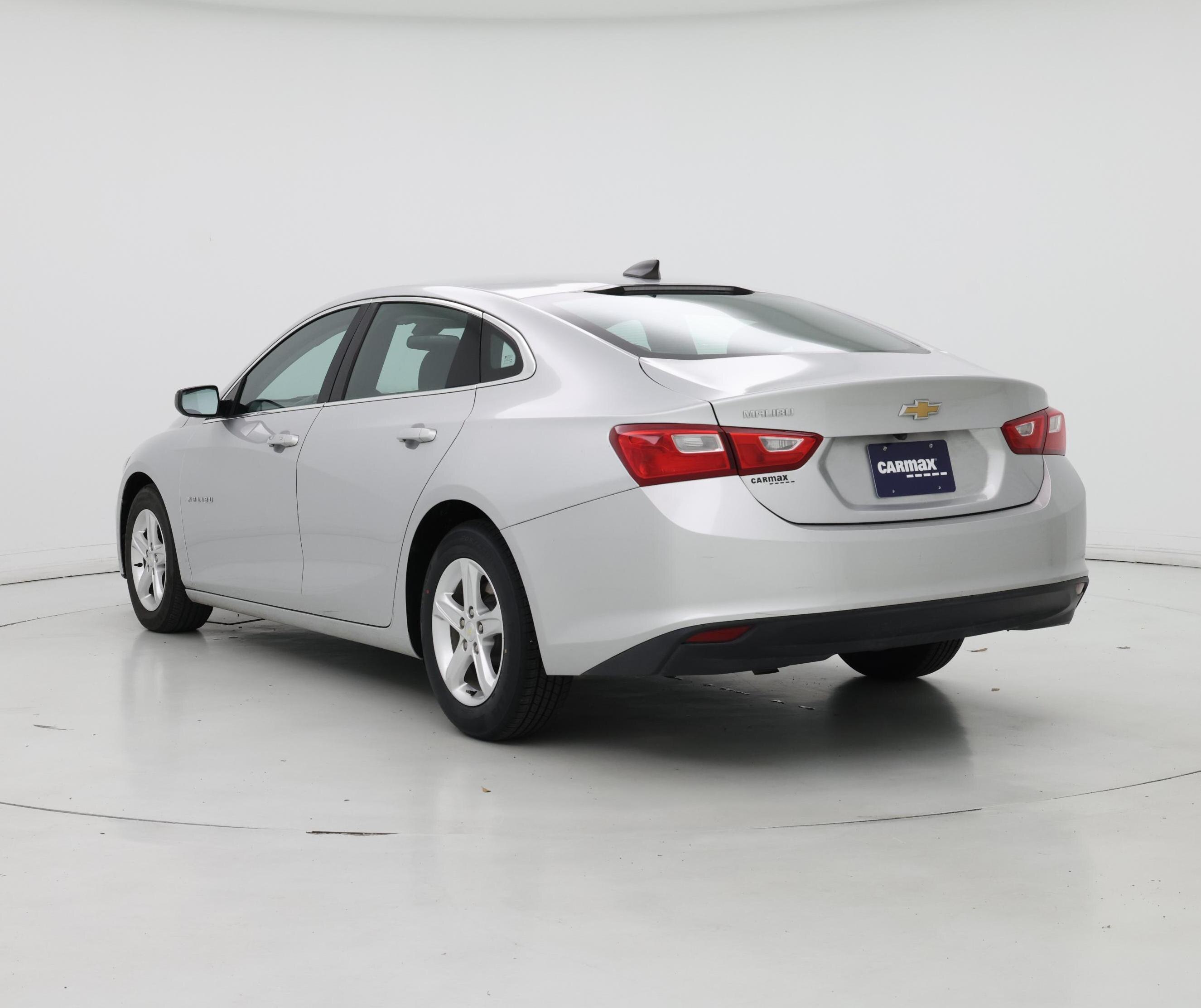 Thumbnail: 2022 Chevrolet Malibu - 2