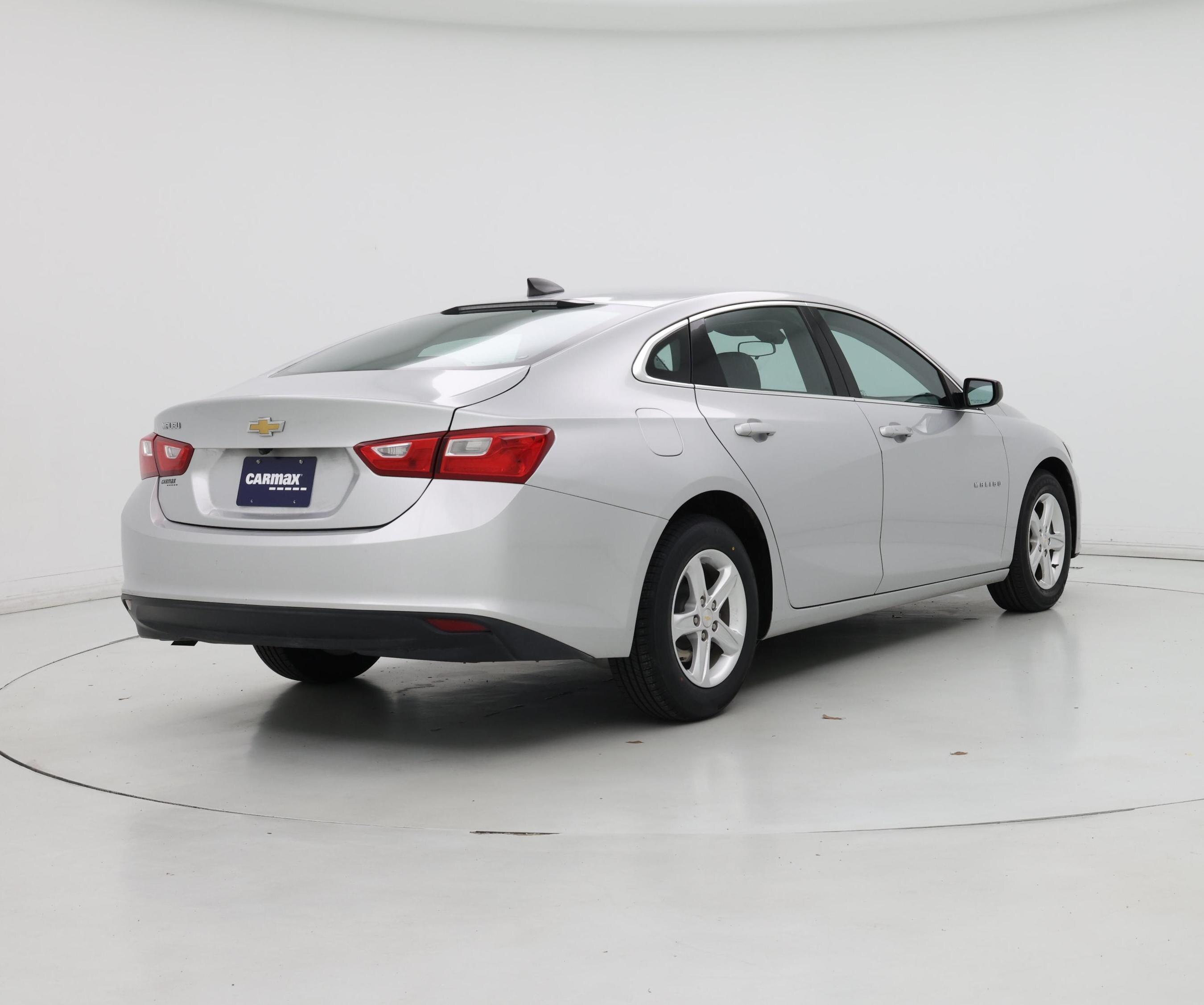 Thumbnail: 2022 Chevrolet Malibu - 8