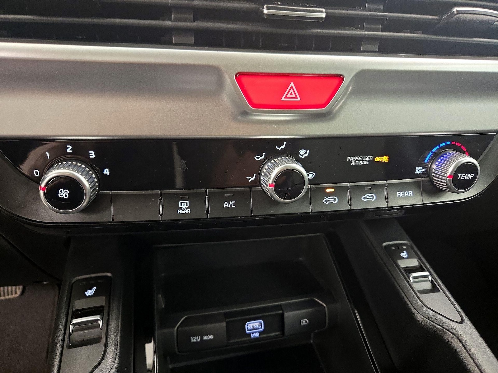 2021 Kia Telluride S - Photo 17