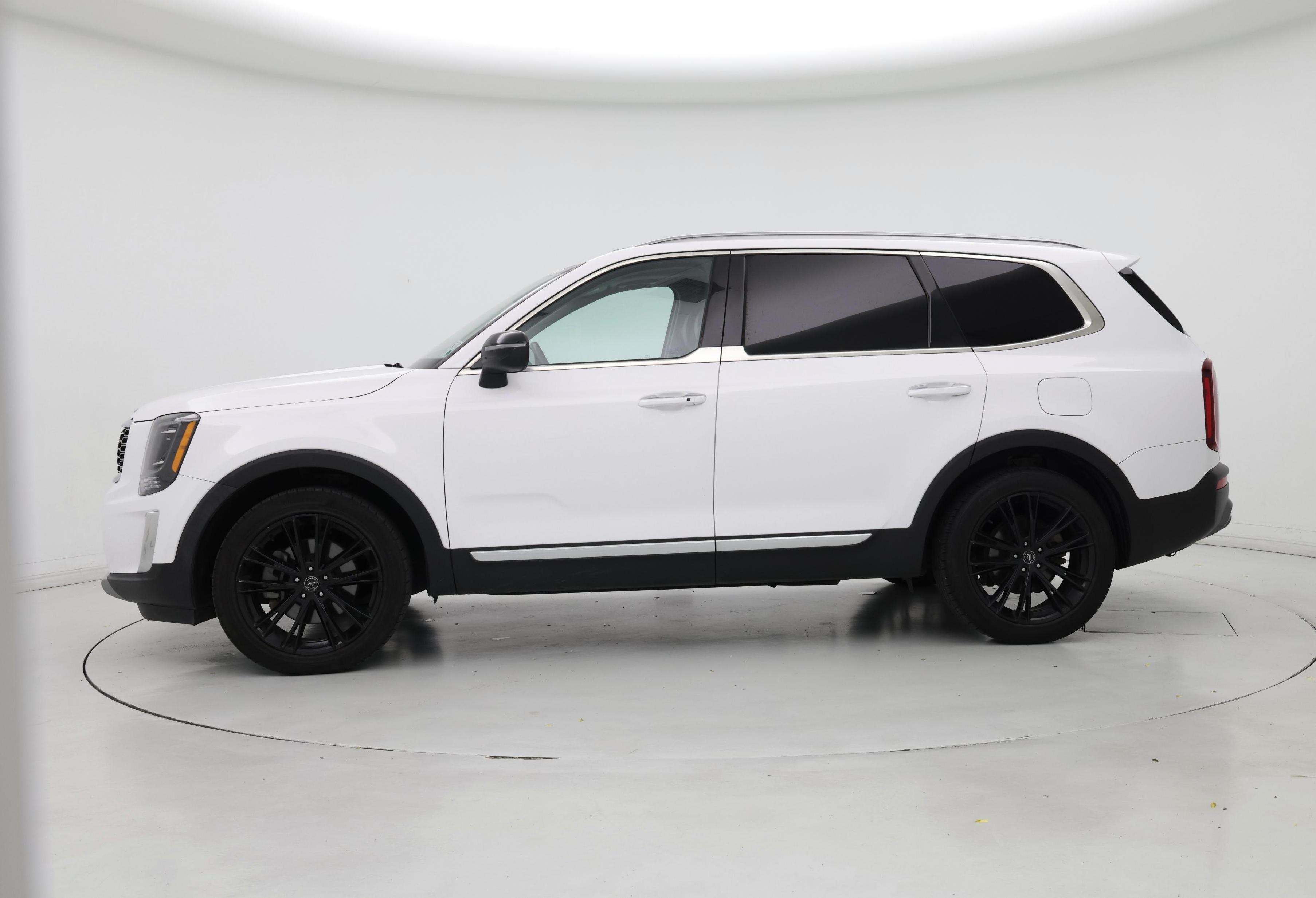 Thumbnail: 2021 Kia Telluride - 3