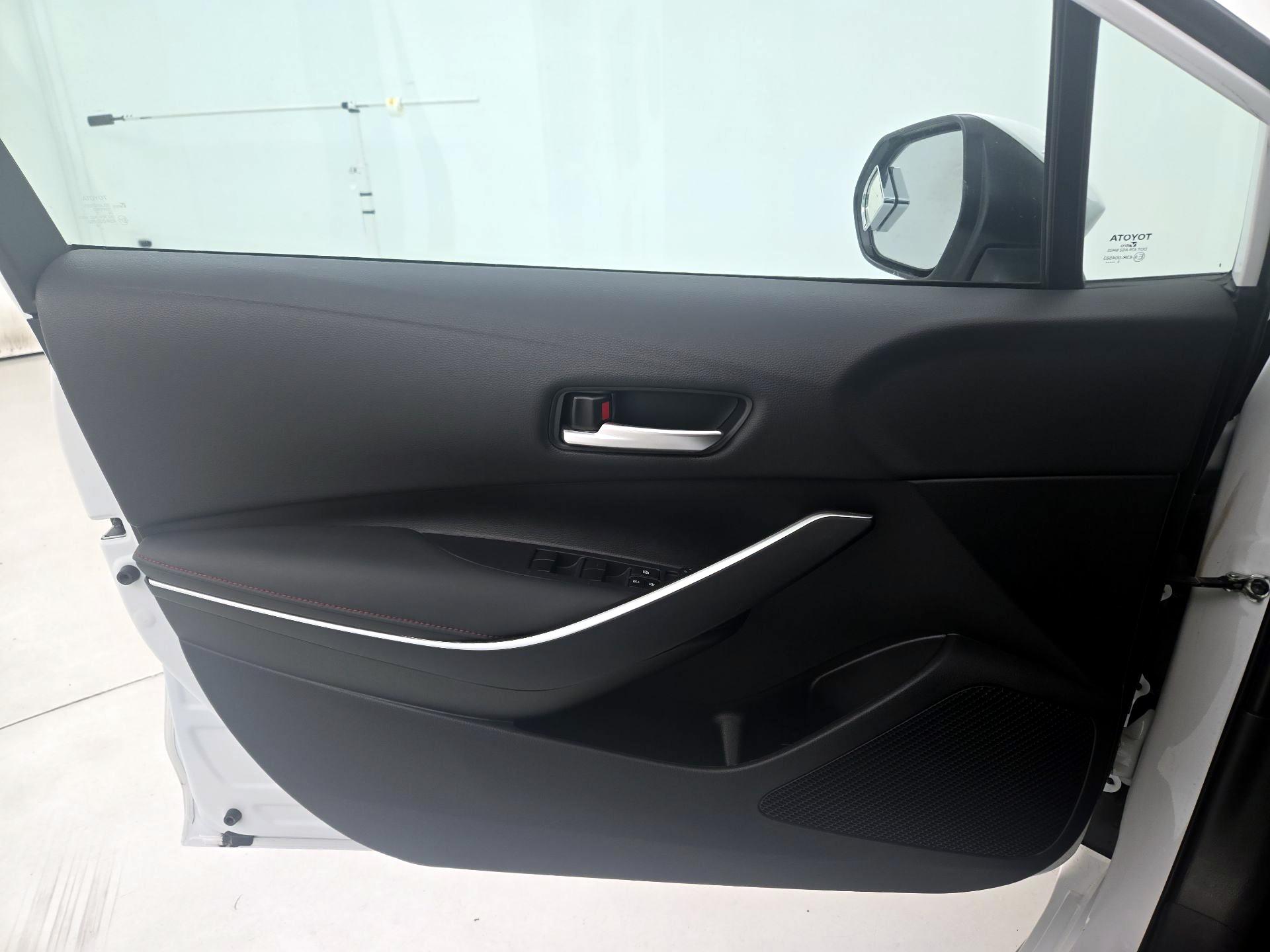 Thumbnail: 2024 Toyota Corolla - 12