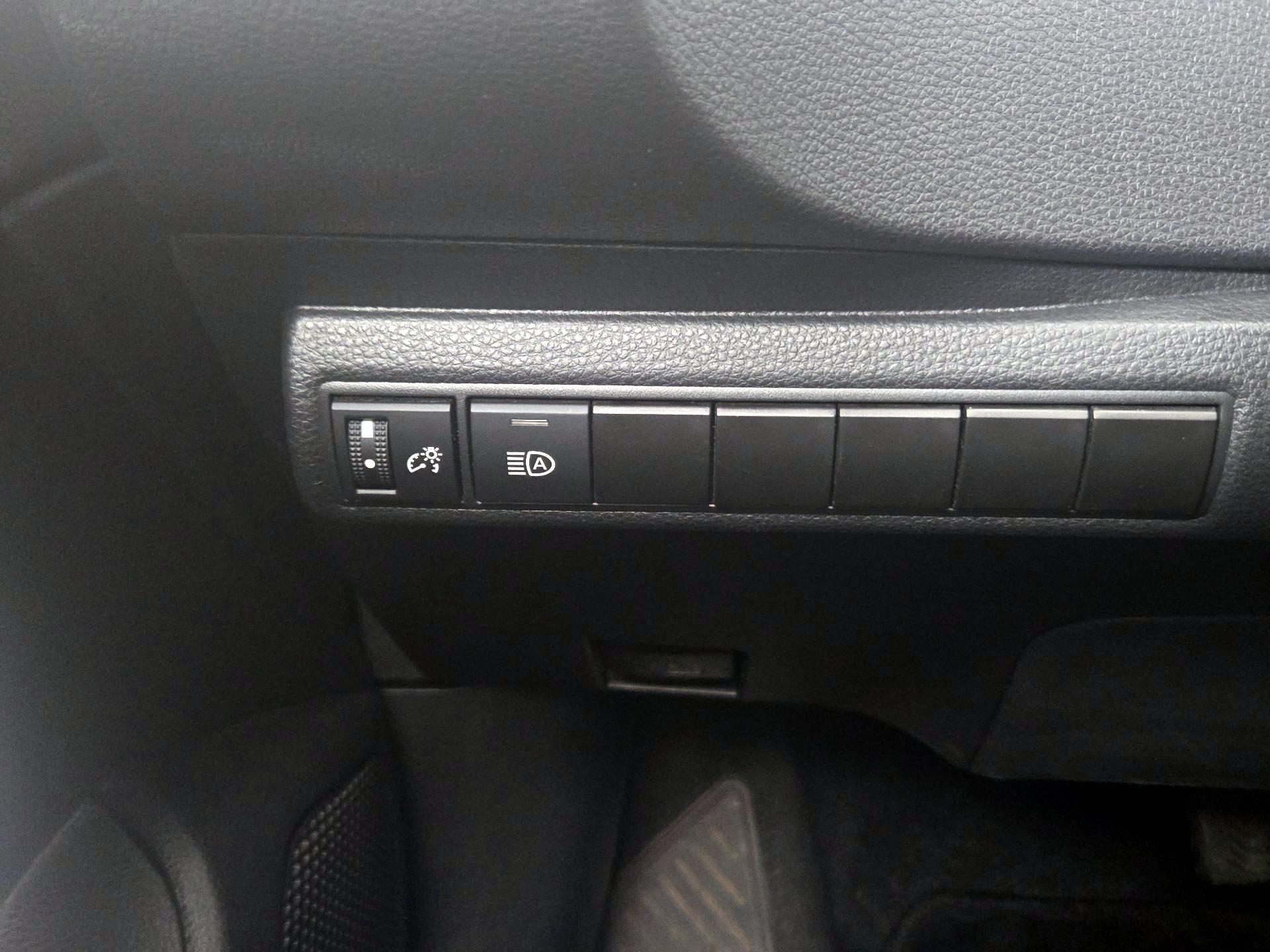 Thumbnail: 2024 Toyota Corolla - 13