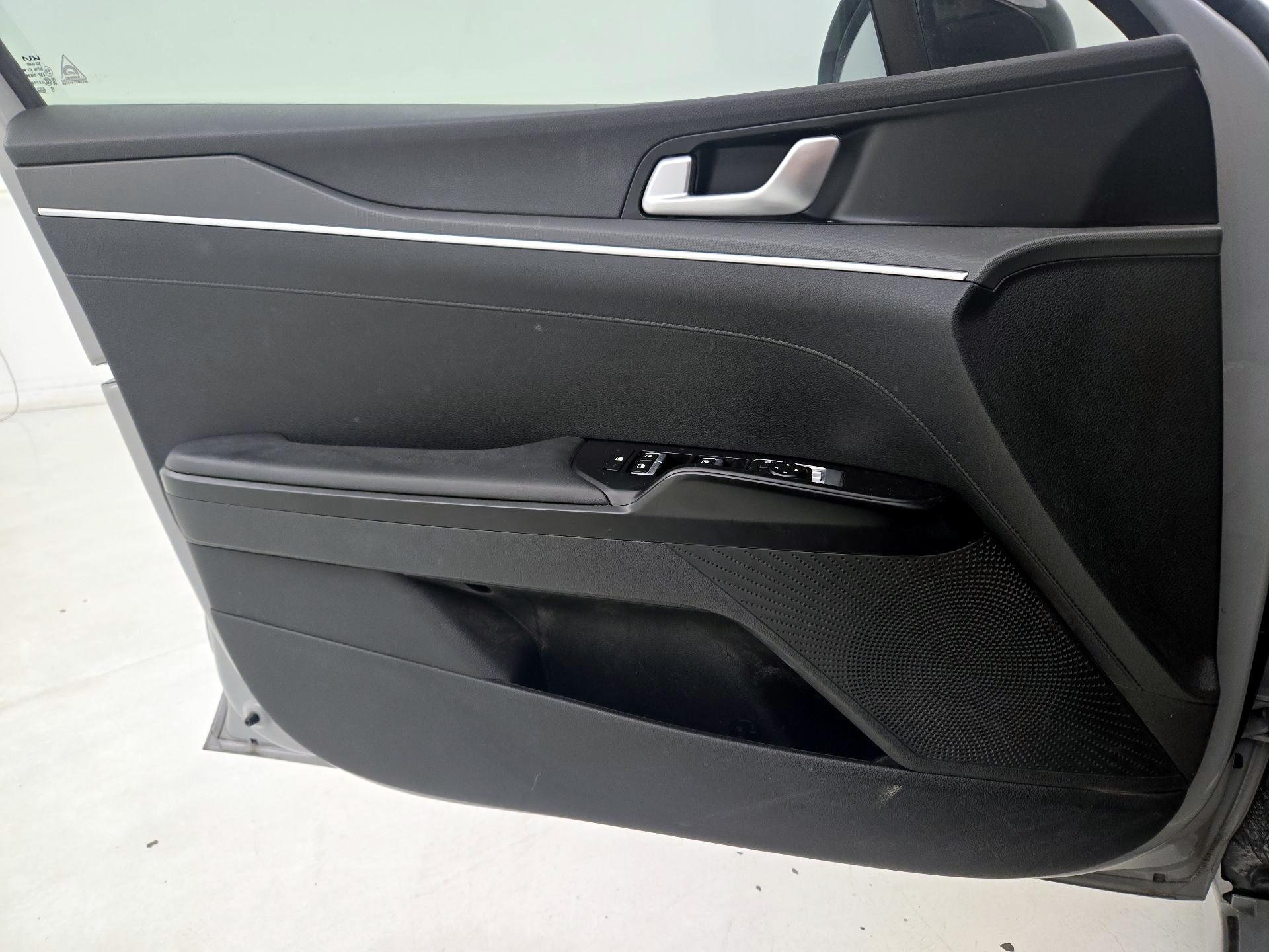 Thumbnail: 2022 Kia K5 - 12