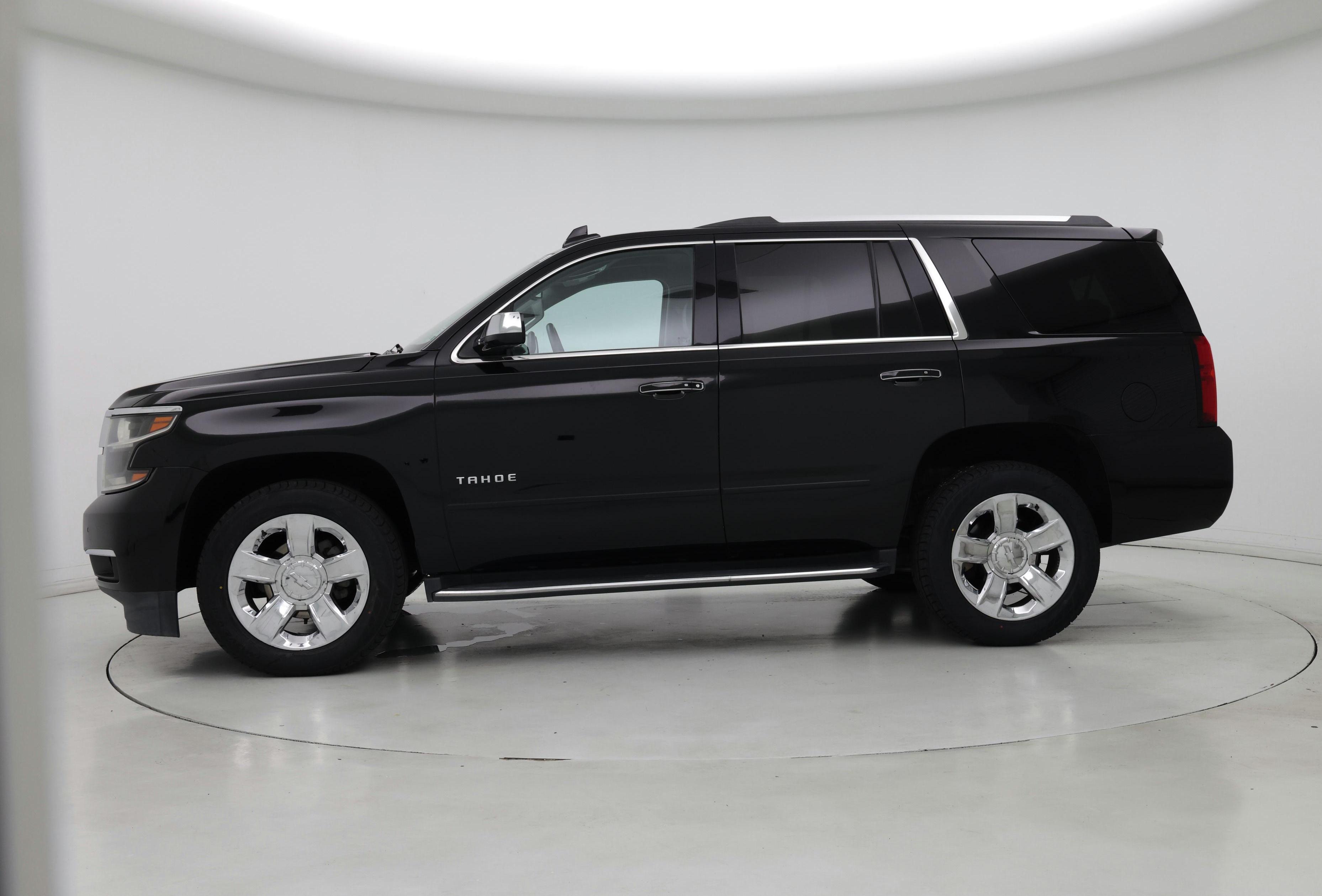 Thumbnail: 2018 Chevrolet Tahoe - 3