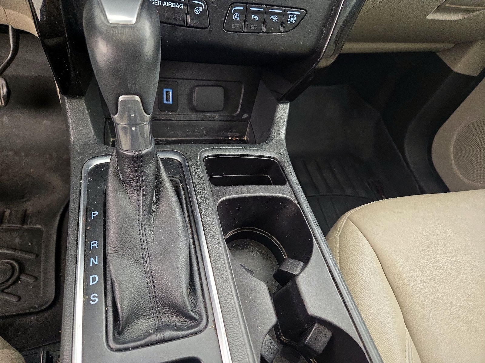 2017 Ford Escape Titanium - Photo 19