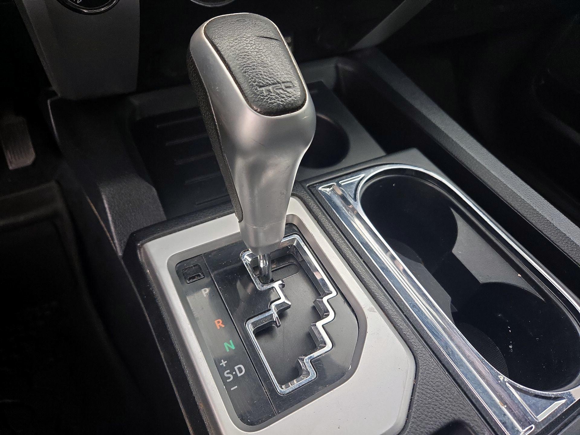 Thumbnail: 2019 Toyota Tundra - 17