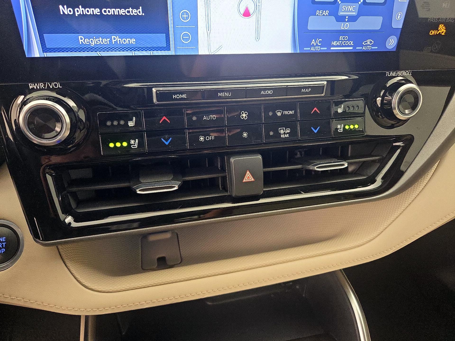 Thumbnail: 2020 Toyota Highlander - 16