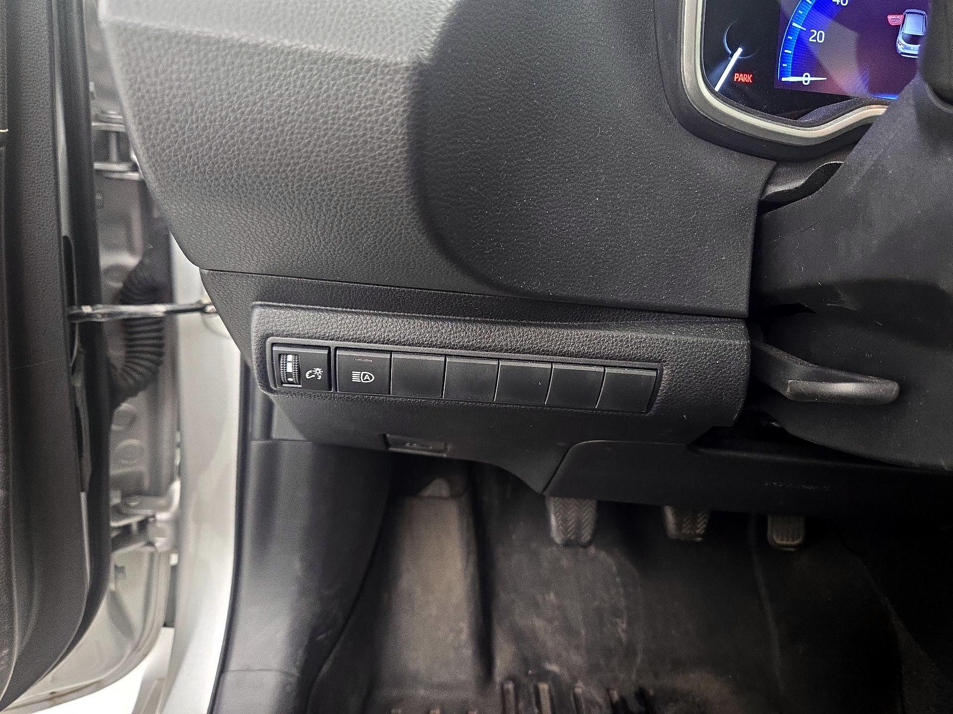 Thumbnail: 2022 Toyota Corolla - 13