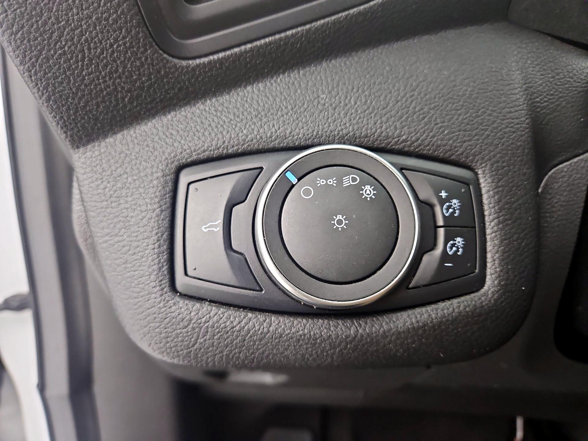 Thumbnail: 2019 Ford Escape - 11