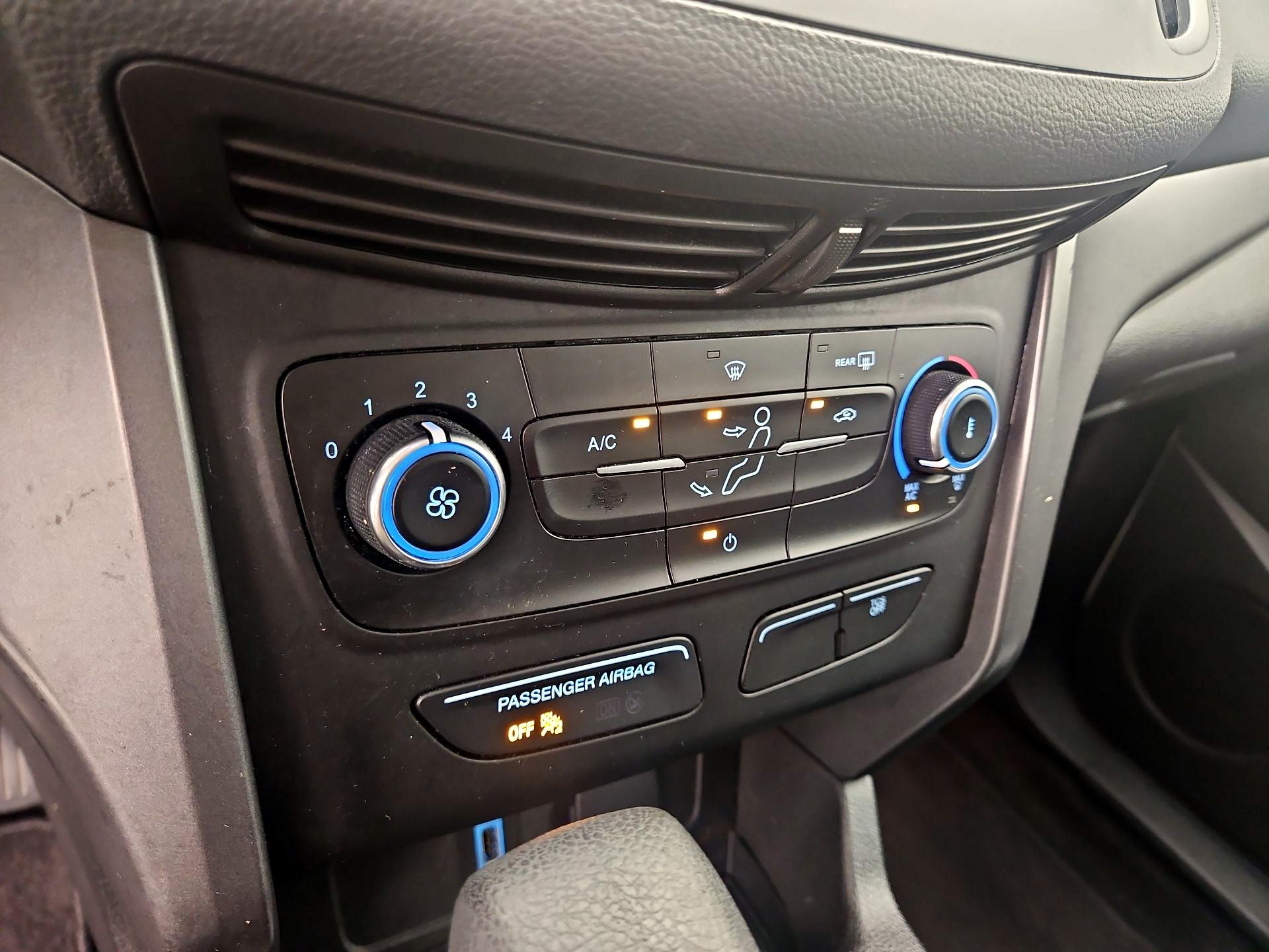 Thumbnail: 2019 Ford Escape - 14