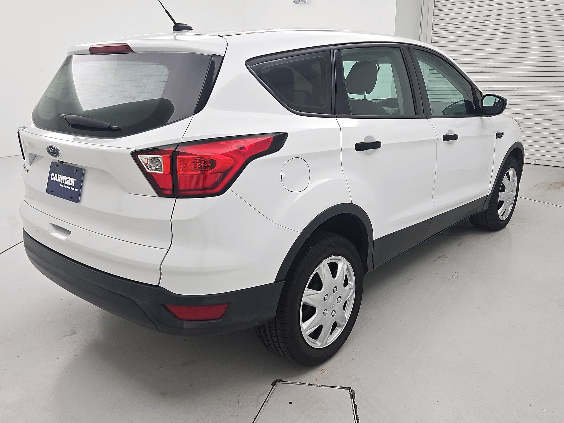Thumbnail: 2019 Ford Escape - 5