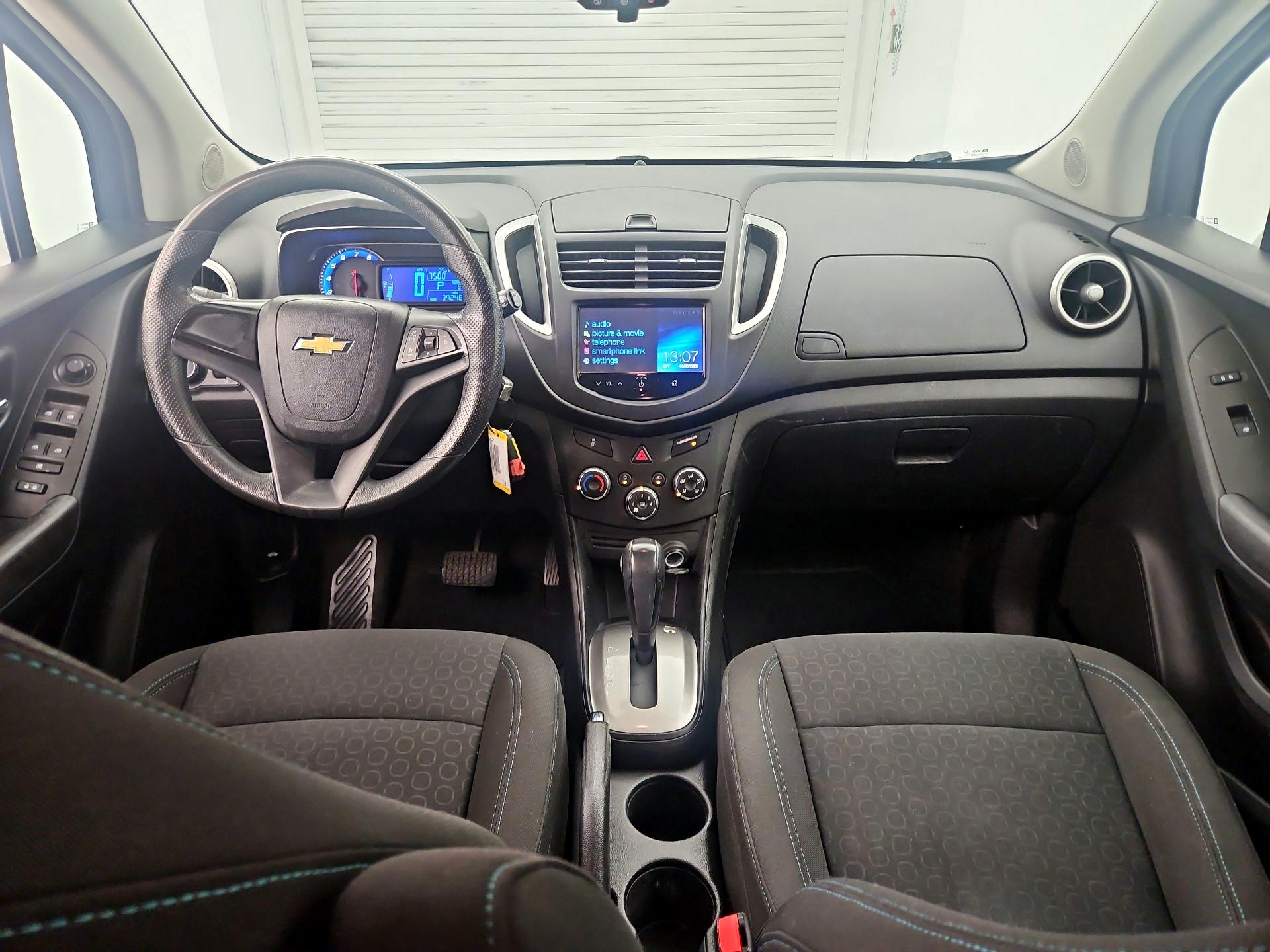 Thumbnail: 2015 Chevrolet Trax - 9