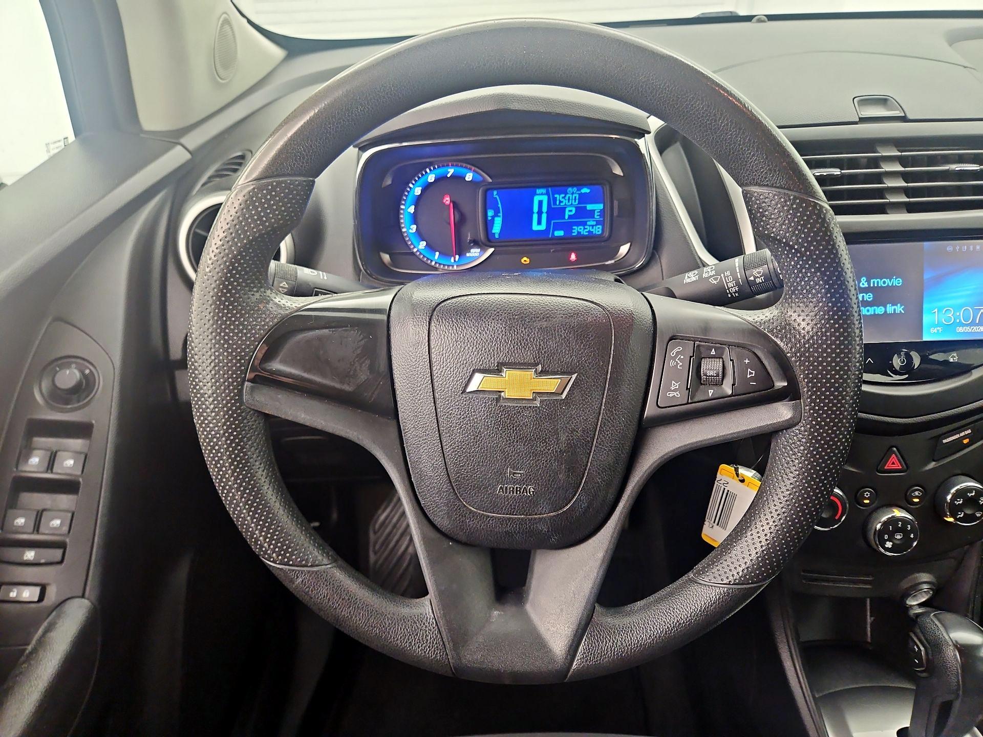 Thumbnail: 2015 Chevrolet Trax - 10