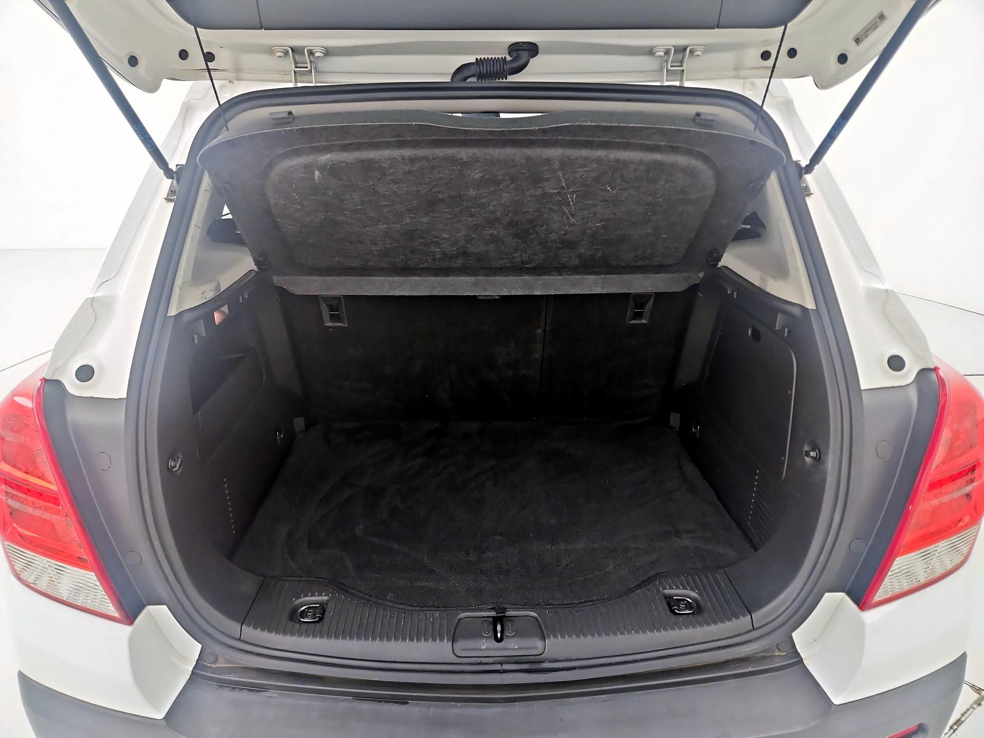 Thumbnail: 2015 Chevrolet Trax - 20