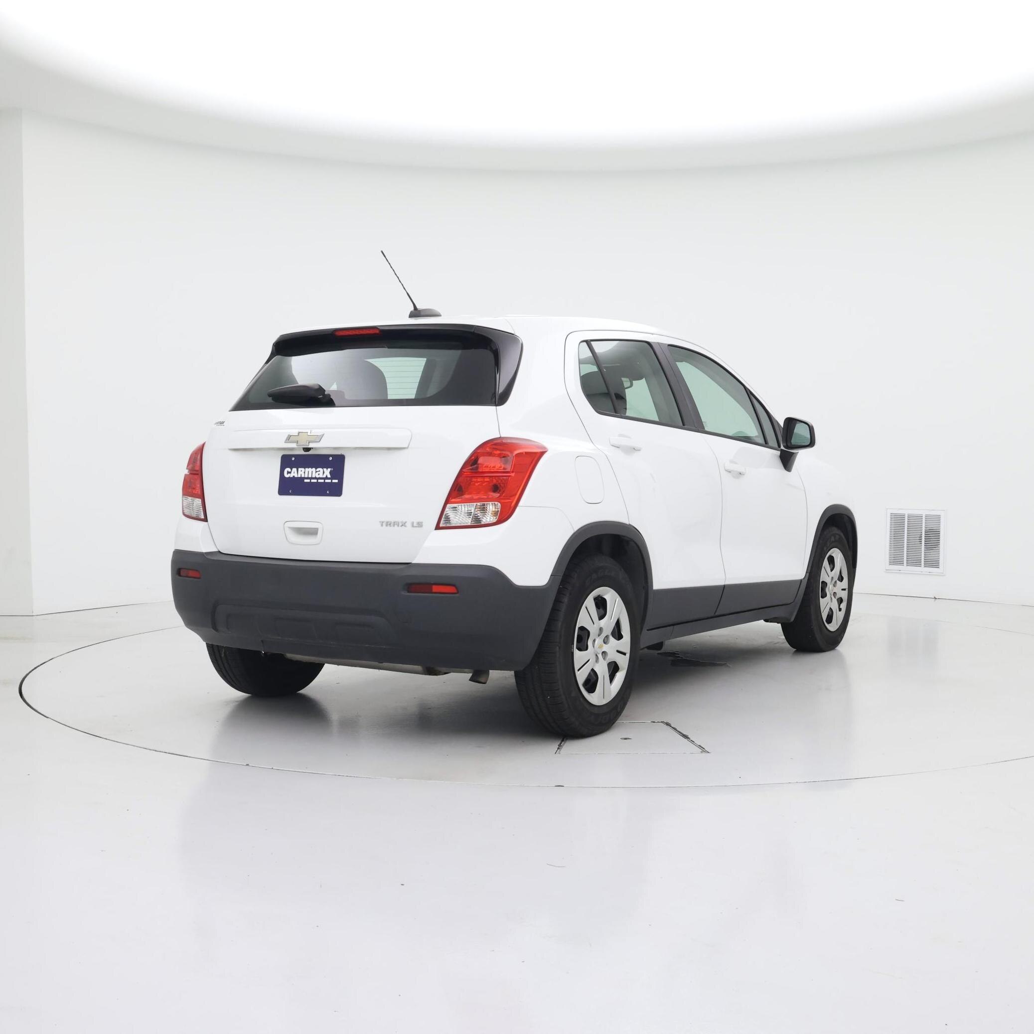 Thumbnail: 2015 Chevrolet Trax - 8