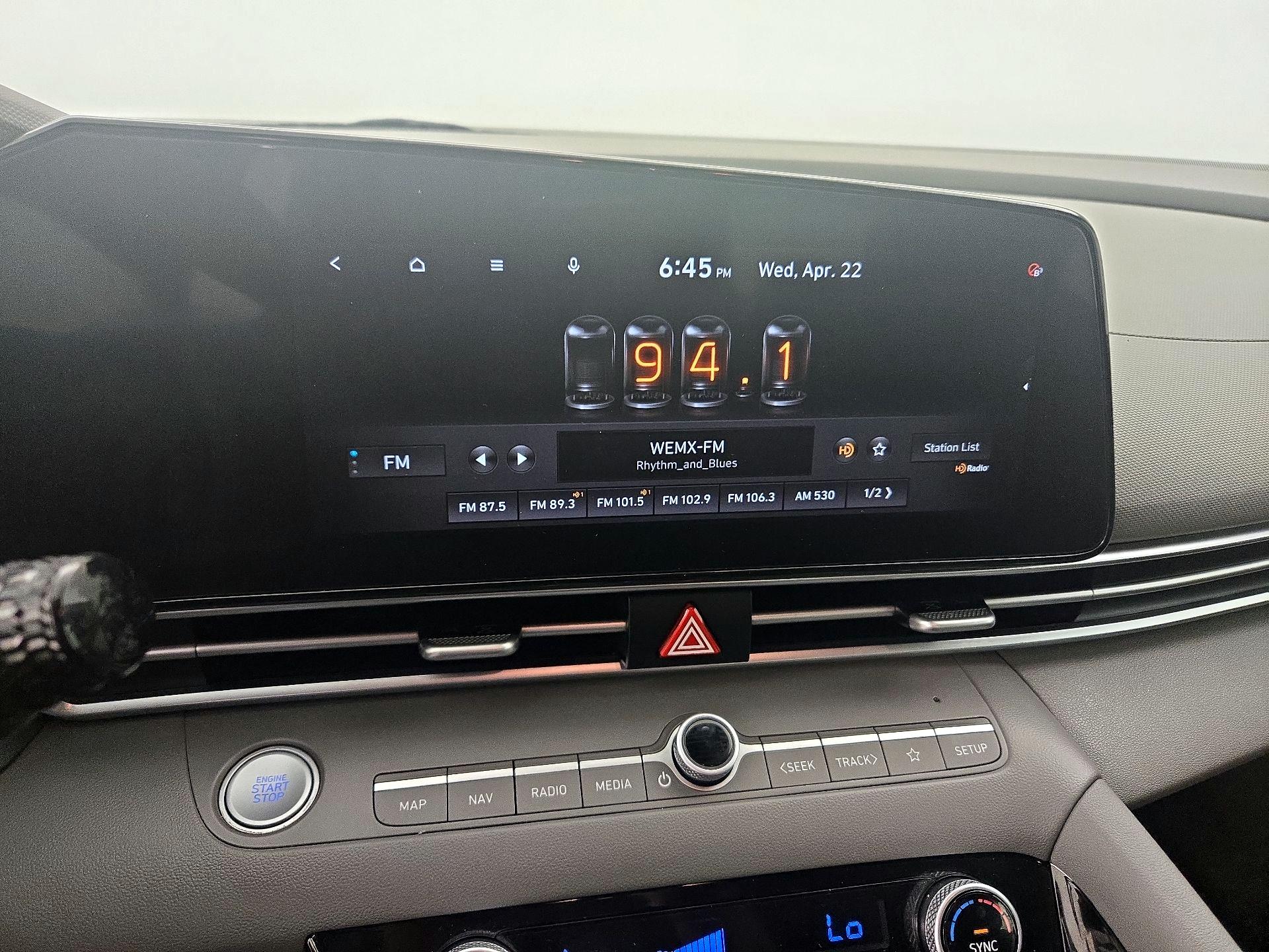 Thumbnail: 2023 Hyundai Elantra - 16