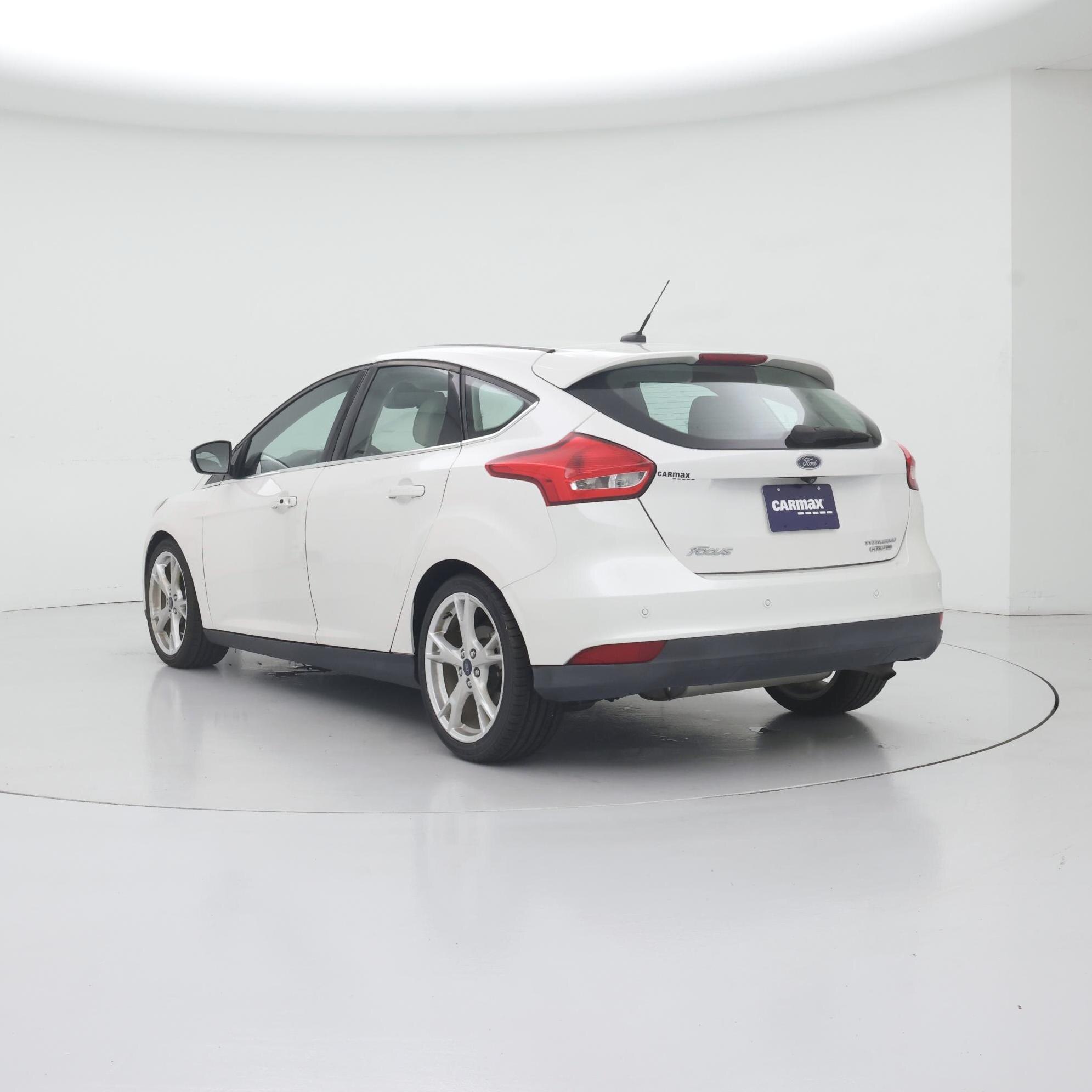 Thumbnail: 2015 Ford Focus - 2