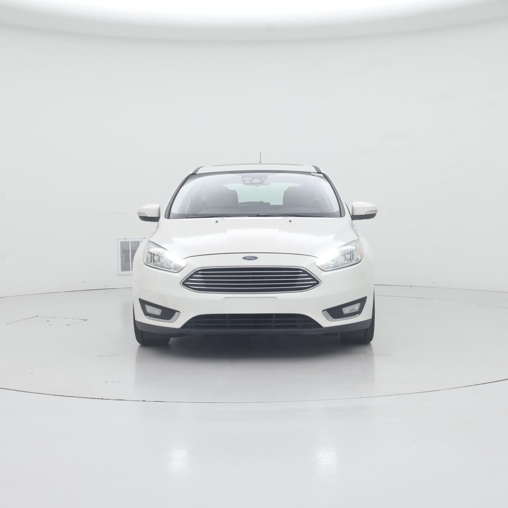 Thumbnail: 2015 Ford Focus - 5