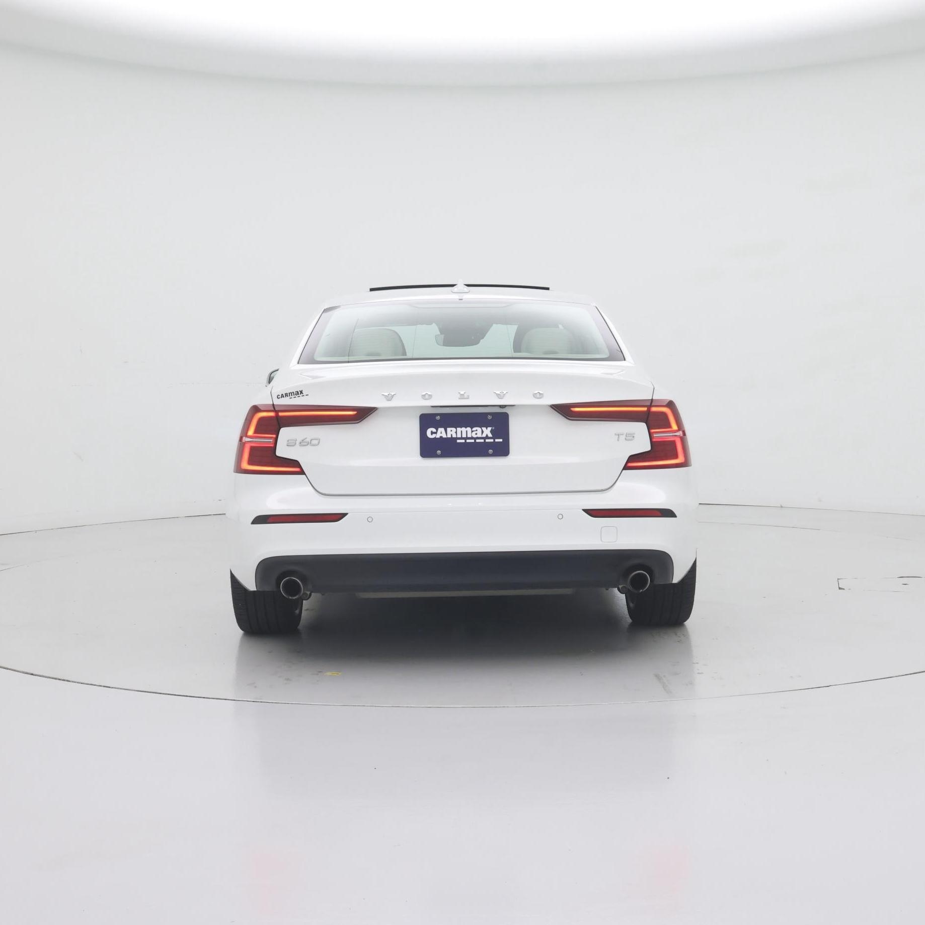 Thumbnail: 2019 Volvo S60 - 6