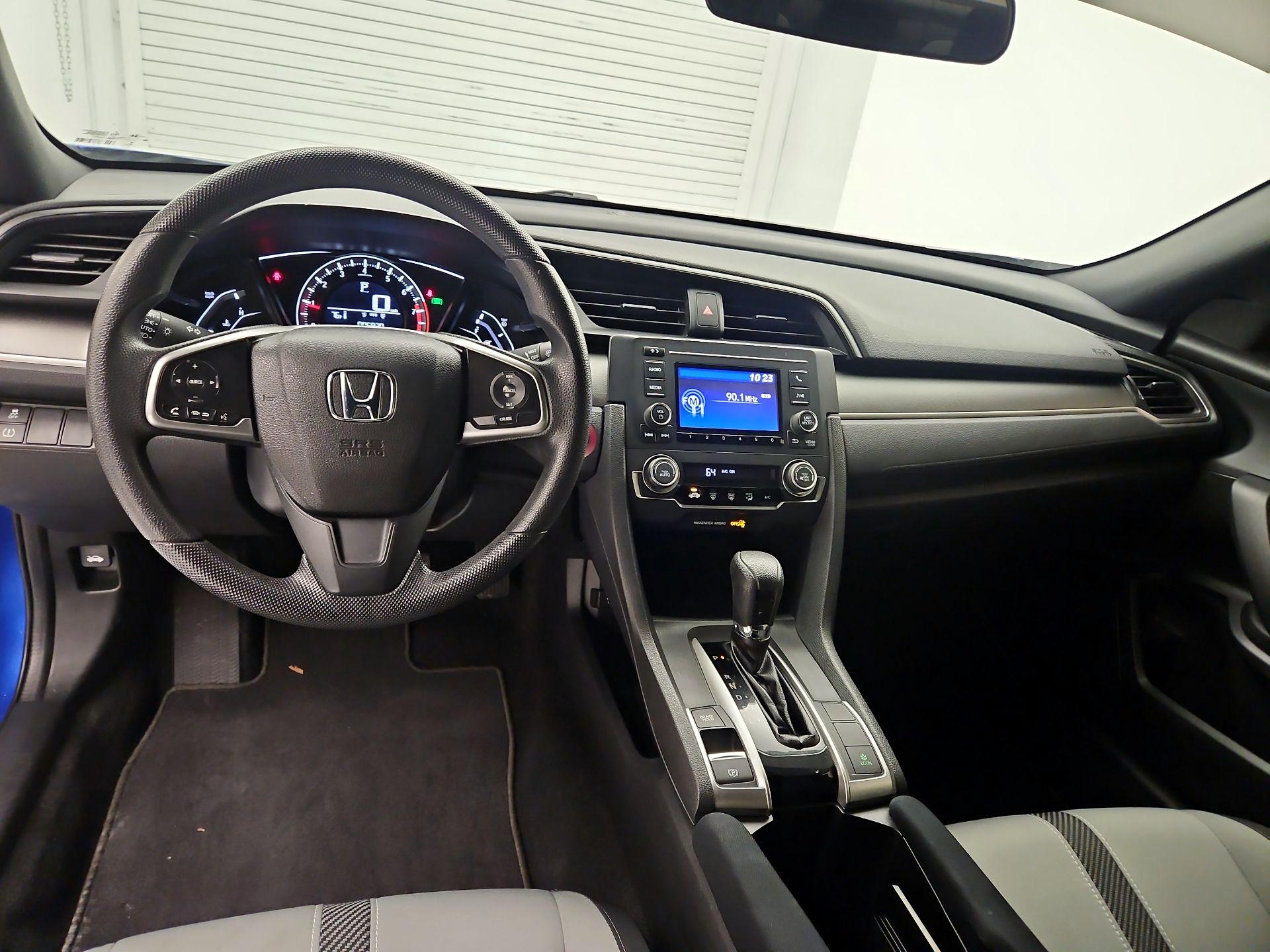 Thumbnail: 2016 Honda Civic - 9