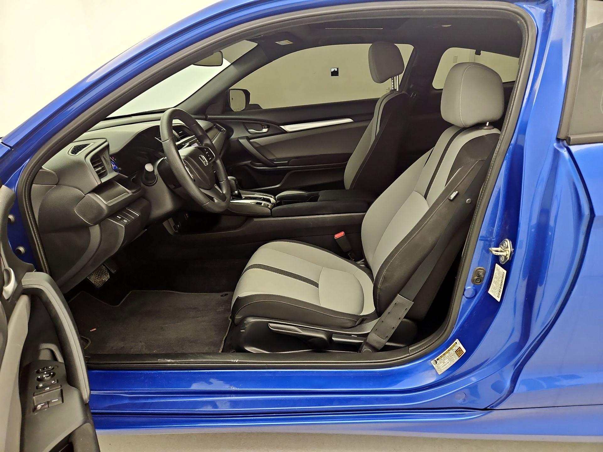 Thumbnail: 2016 Honda Civic - 11