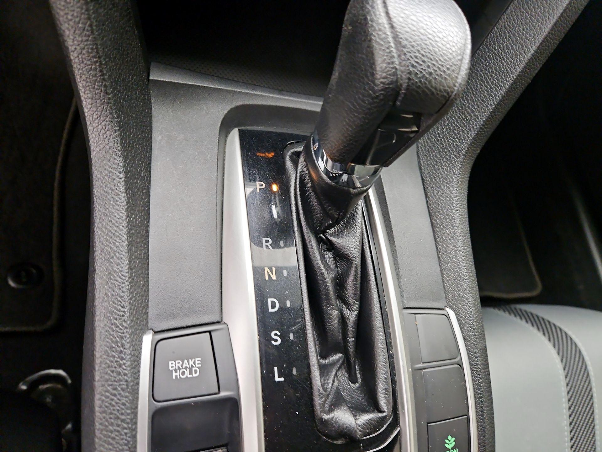 Thumbnail: 2016 Honda Civic - 17