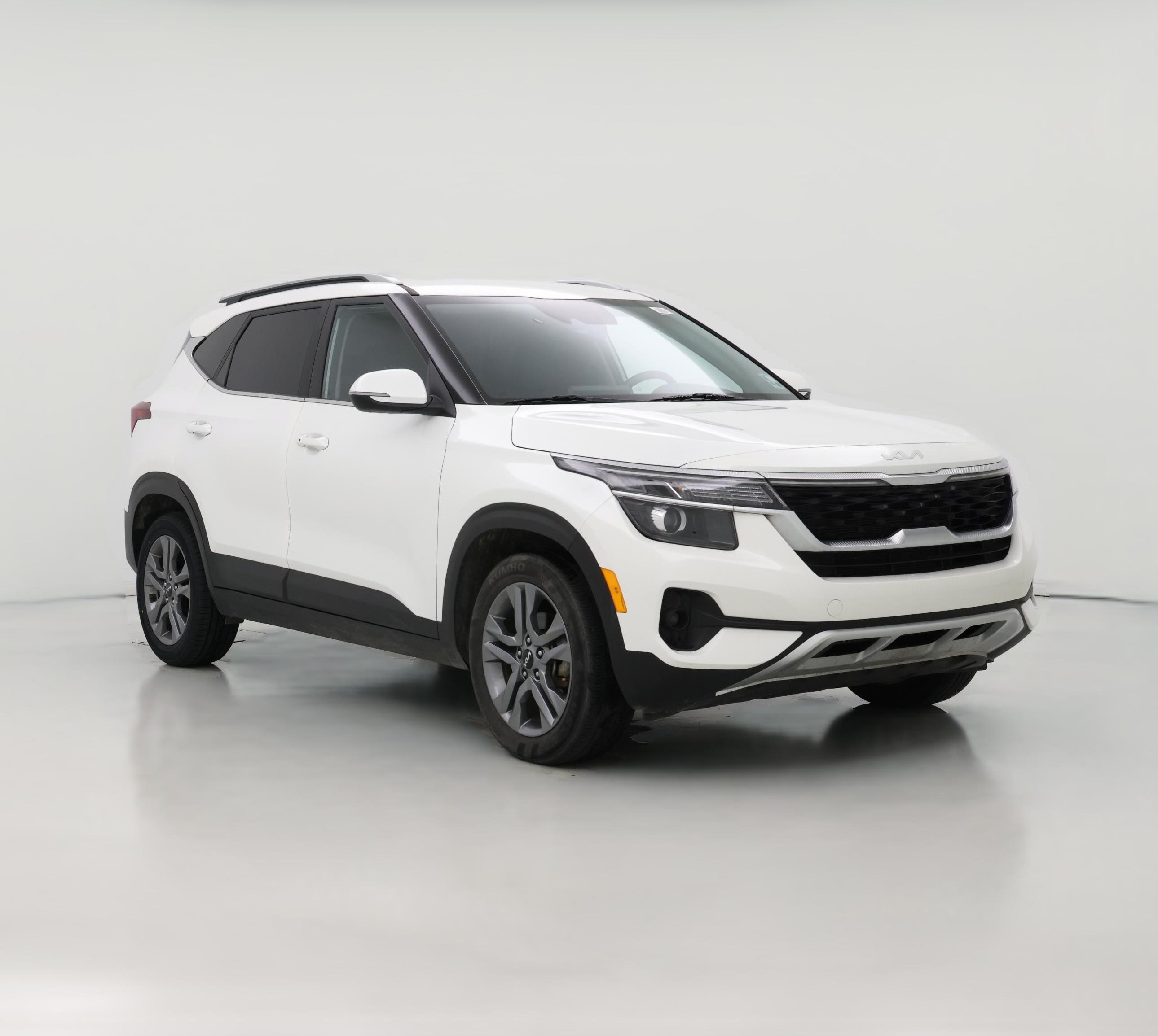 Thumbnail: 2023 Kia Seltos - 1