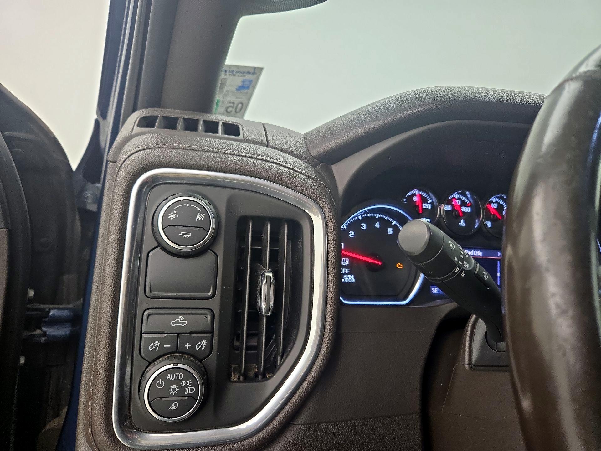 Thumbnail: 2019 Chevrolet Silverado 1500 - 13