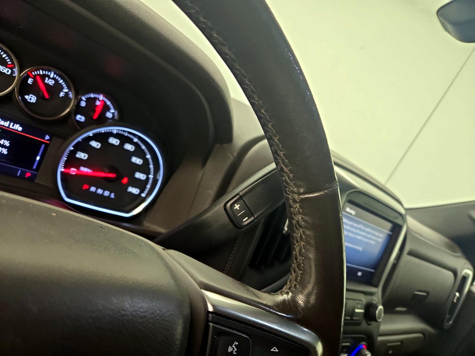Thumbnail: 2019 Chevrolet Silverado 1500 - 17