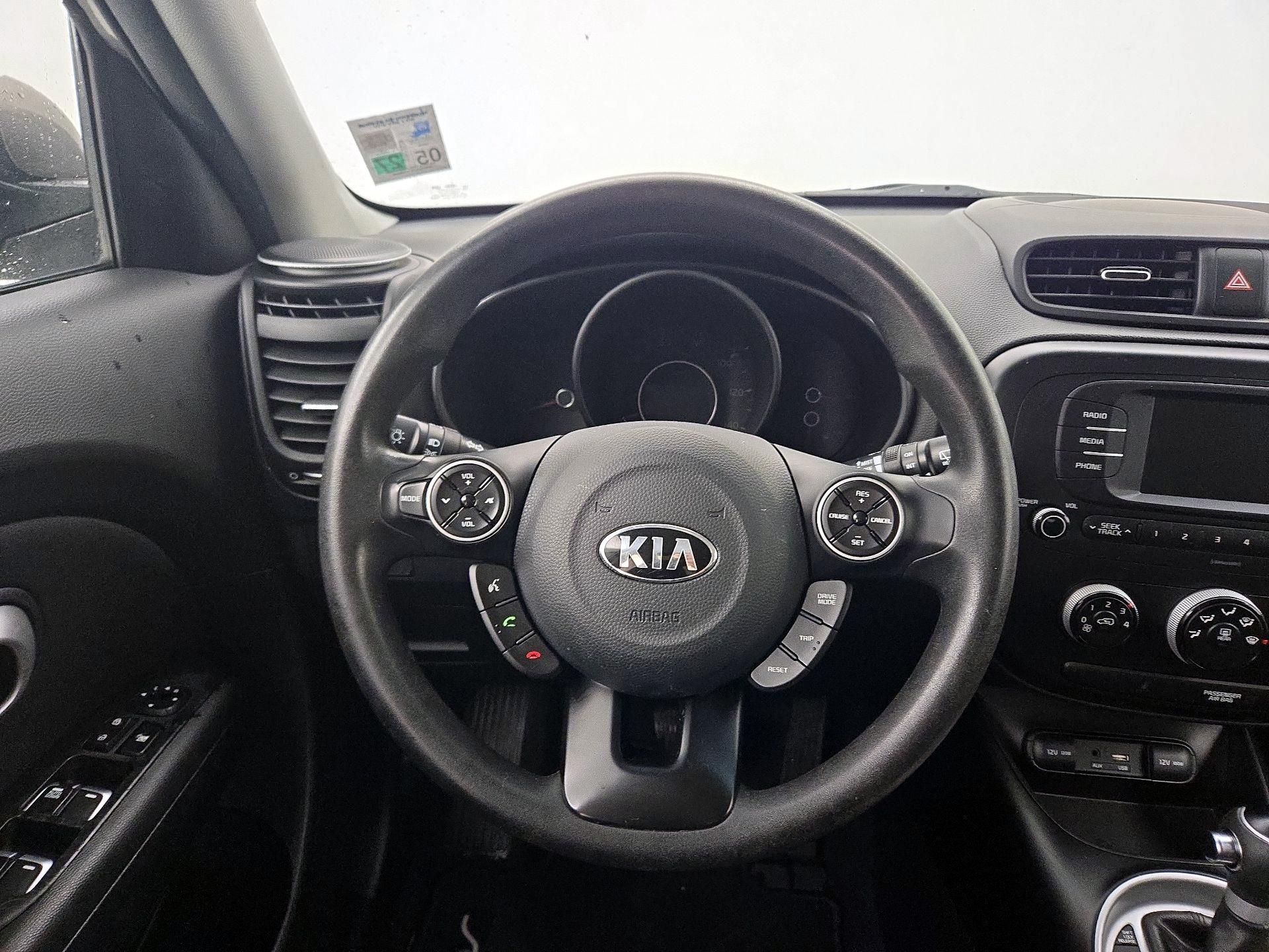 Thumbnail: 2018 Kia Soul - 10