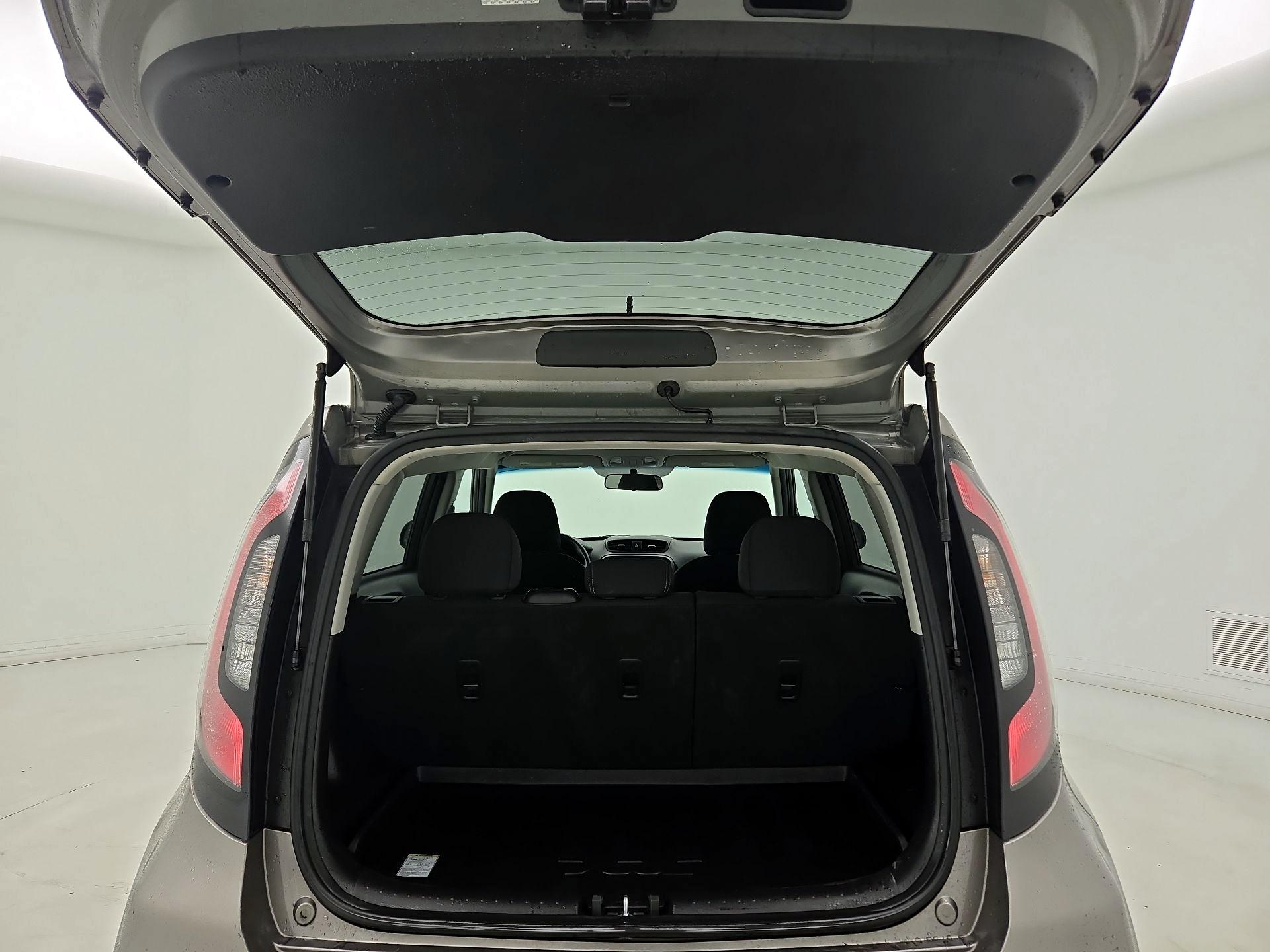 Thumbnail: 2018 Kia Soul - 19