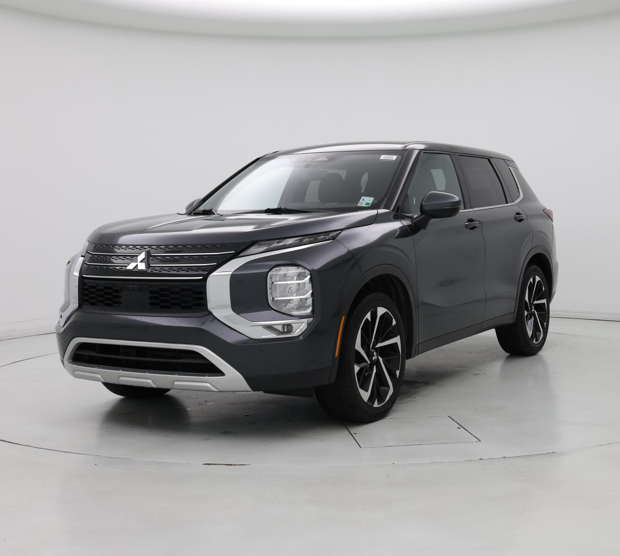 Thumbnail: 2024 Mitsubishi Outlander - 4