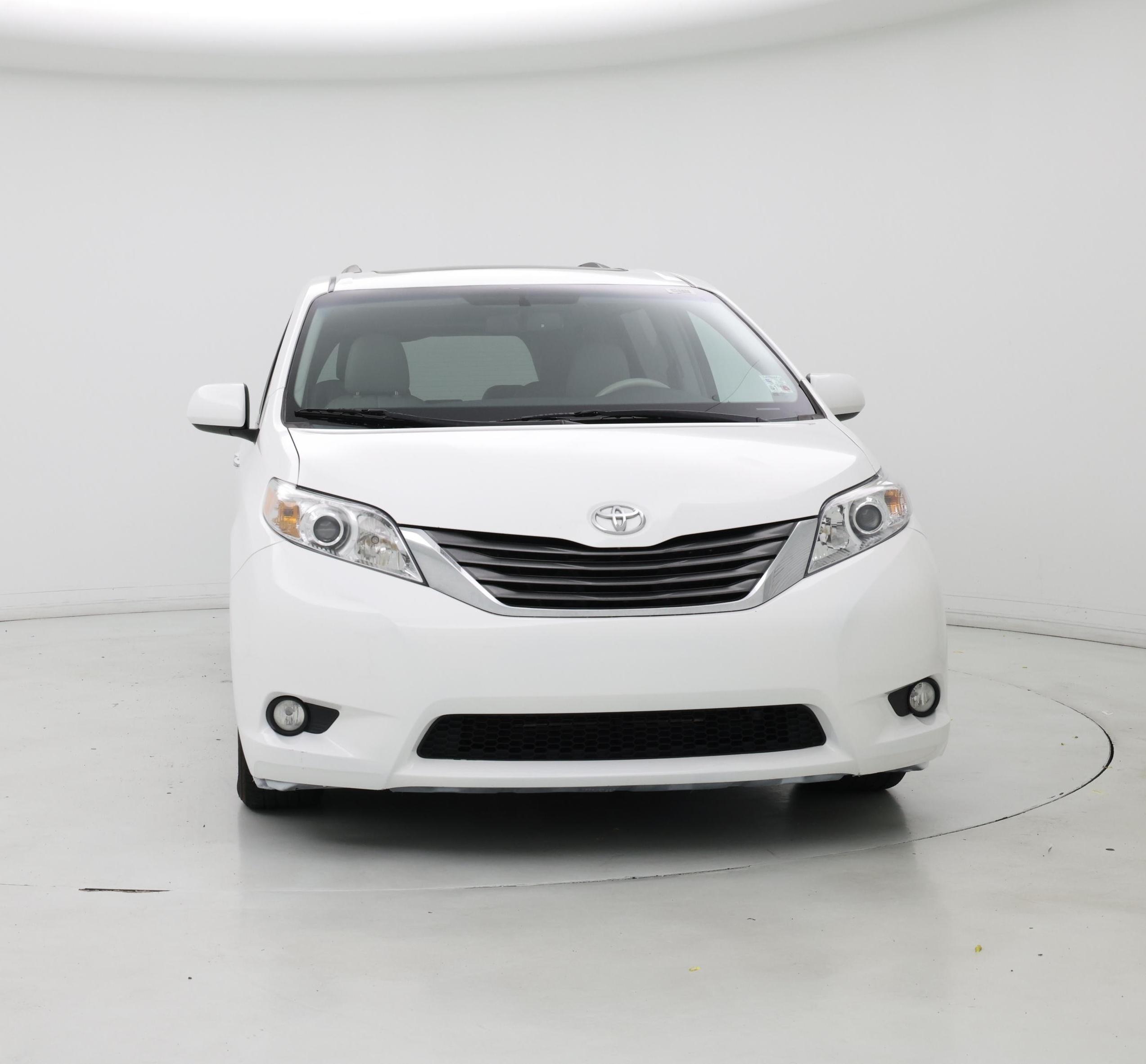 Thumbnail: 2014 Toyota Sienna - 5