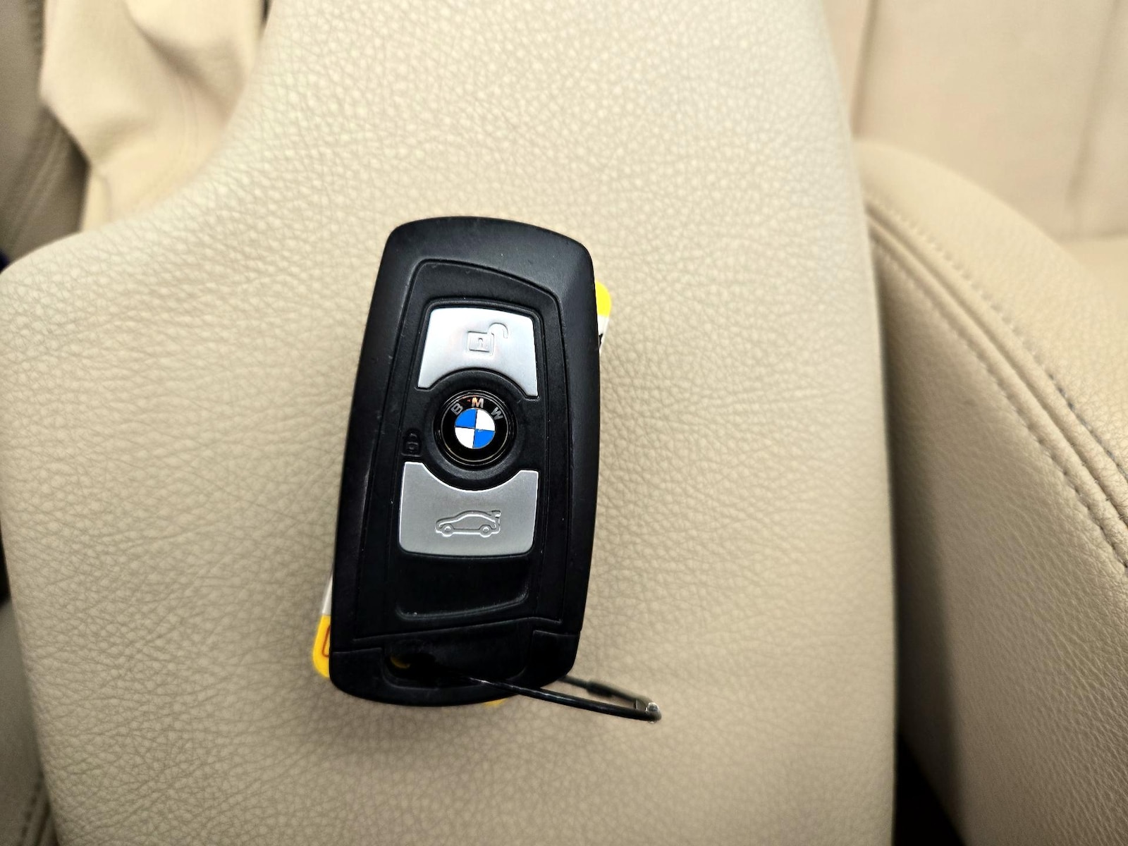 2014 BMW 3 Series 320i - Photo 23