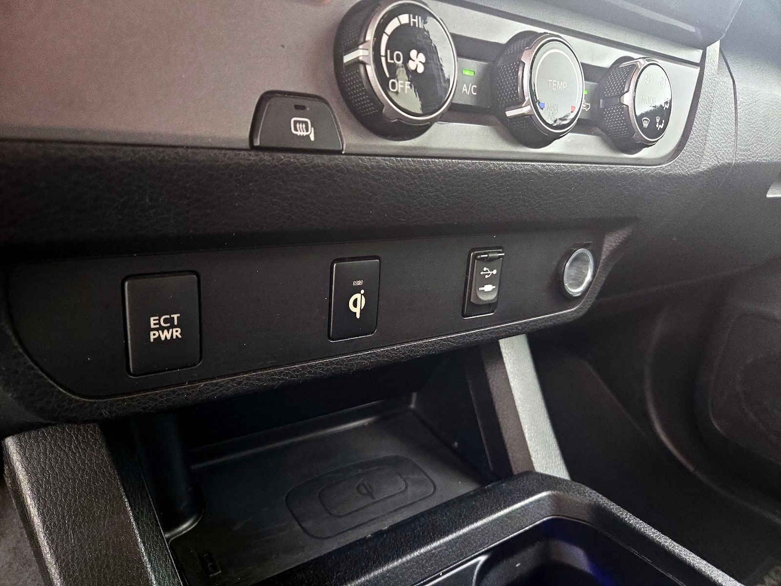 2016 Toyota Tacoma TRD Sport - Photo 19