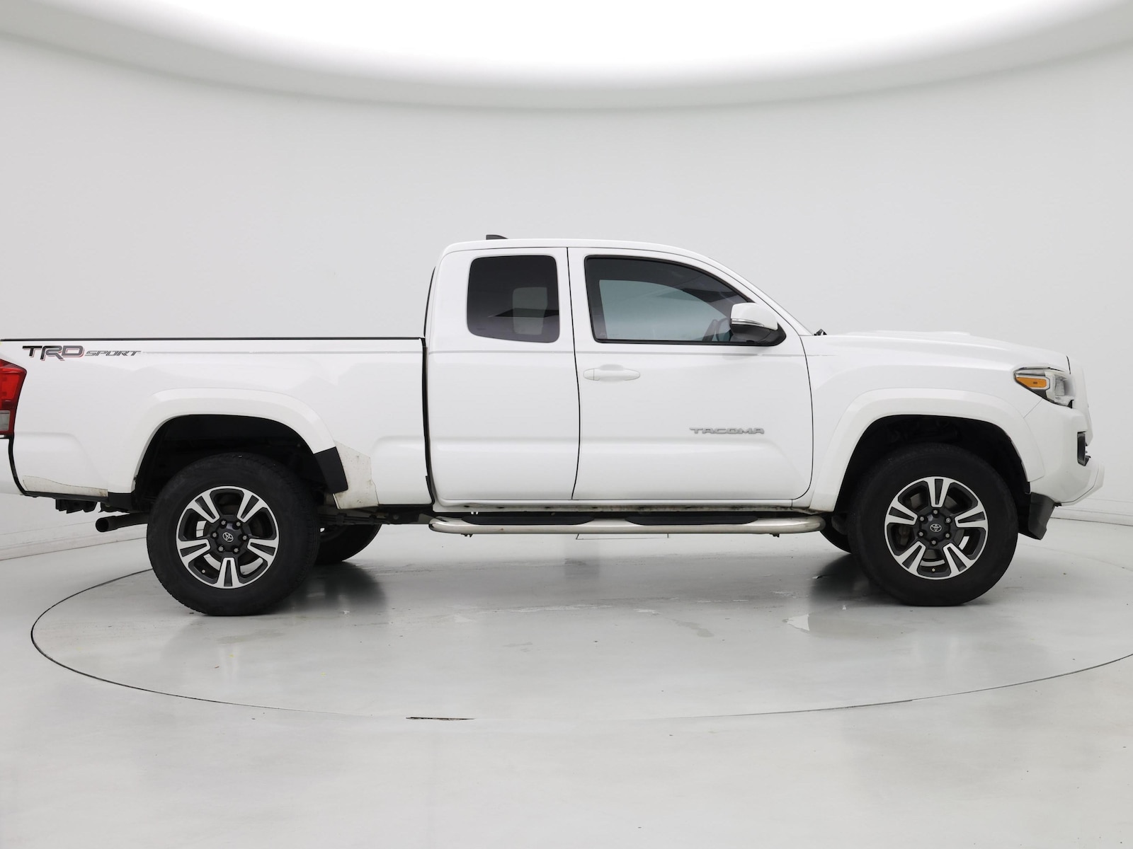 2016 Toyota Tacoma TRD Sport - Photo 8