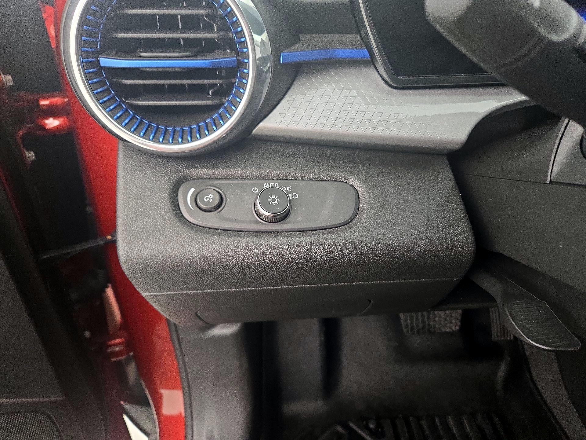 Thumbnail: 2024 Chevrolet Trax - 13