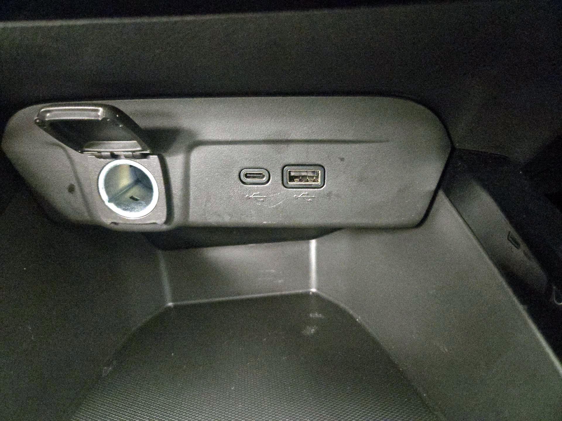 Thumbnail: 2024 Chevrolet Trax - 18