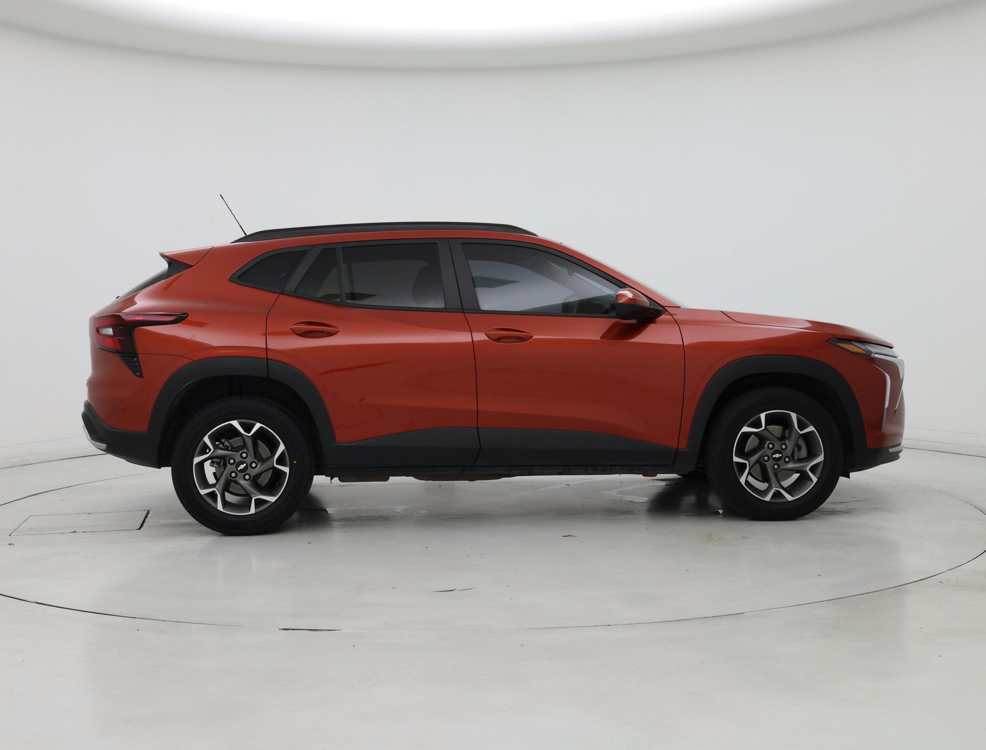 Thumbnail: 2024 Chevrolet Trax - 7