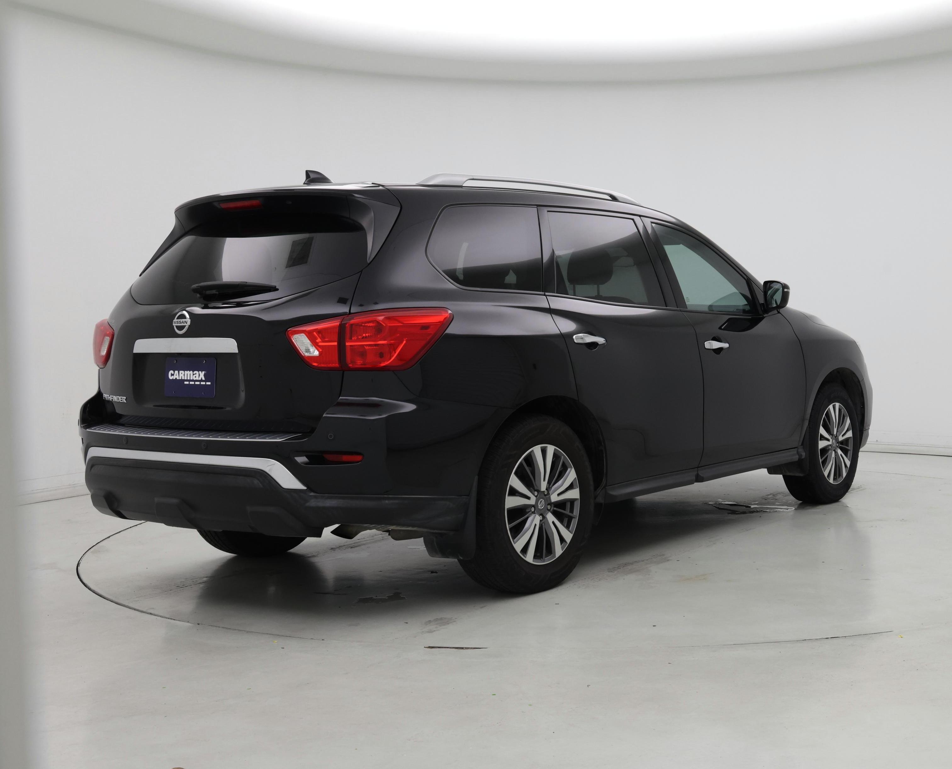Thumbnail: 2020 Nissan Pathfinder - 8