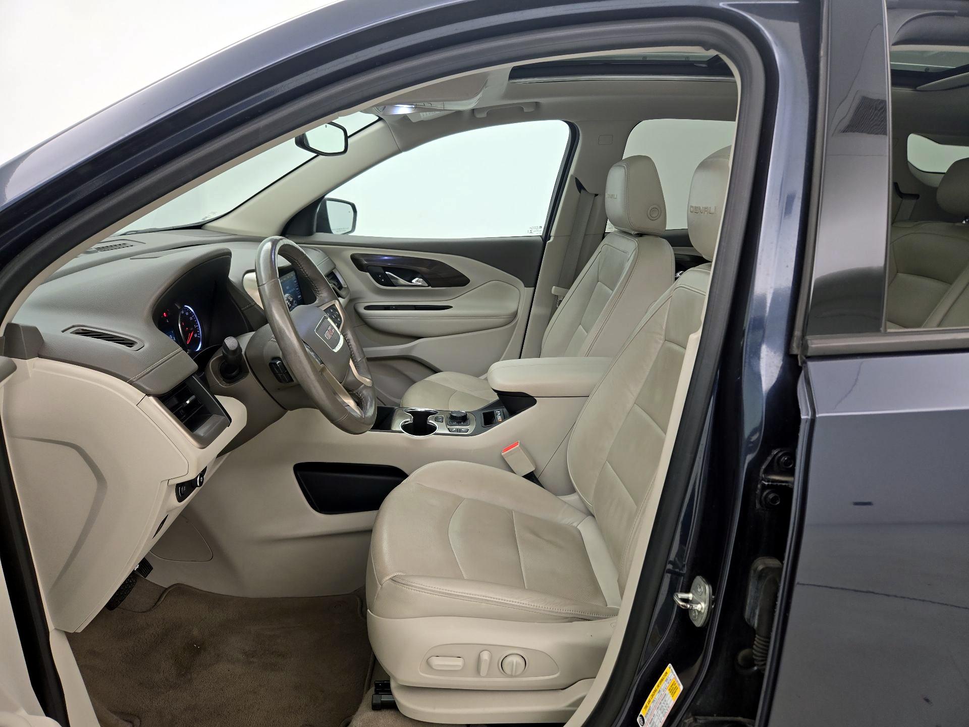 Thumbnail: 2018 GMC Terrain - 11
