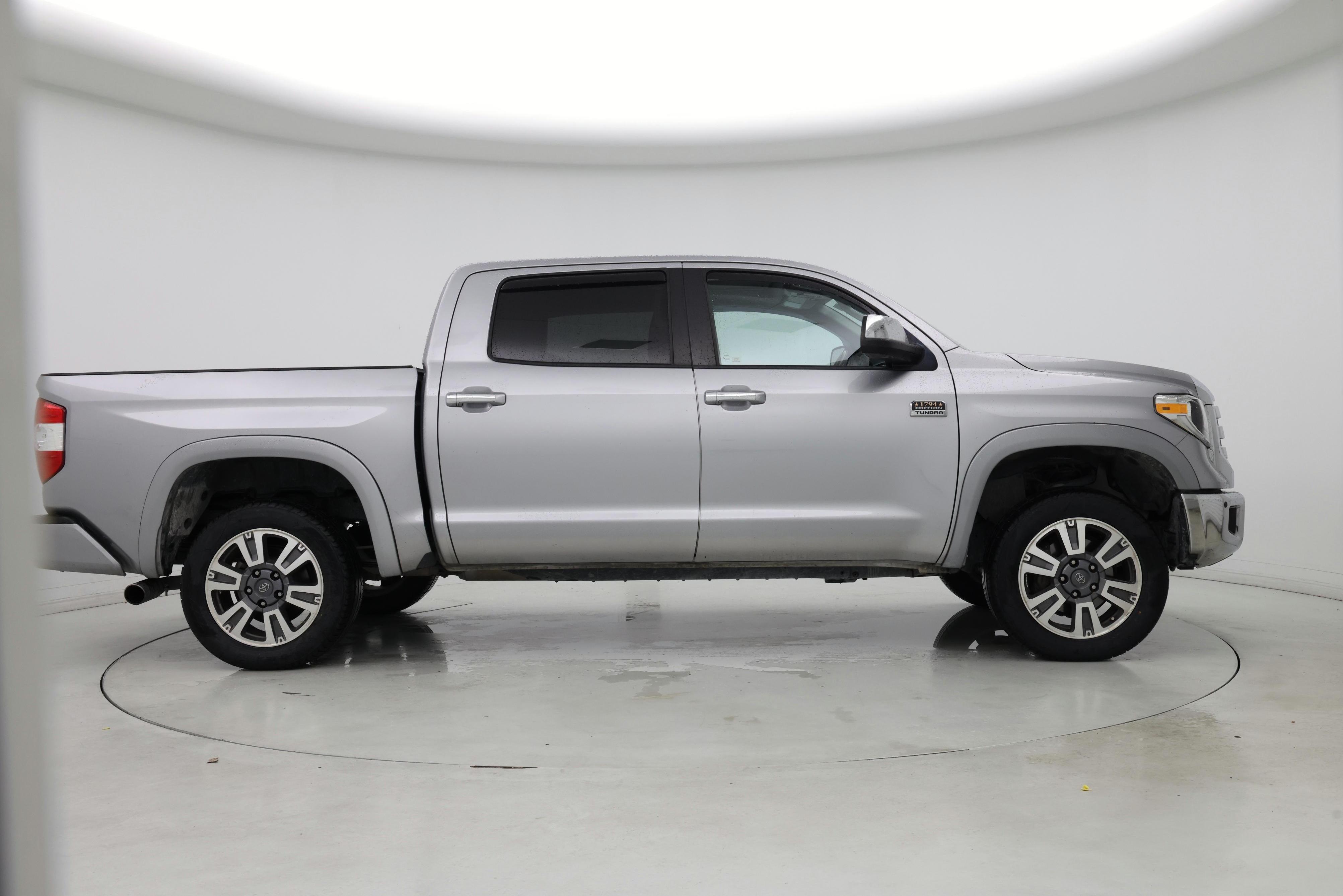 Thumbnail: 2020 Toyota Tundra - 7