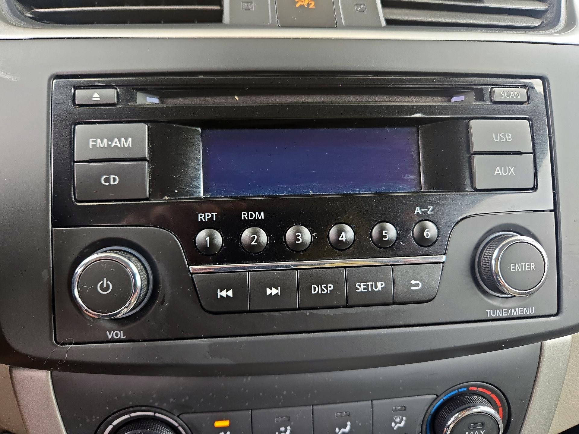Thumbnail: 2015 Nissan Sentra - 14