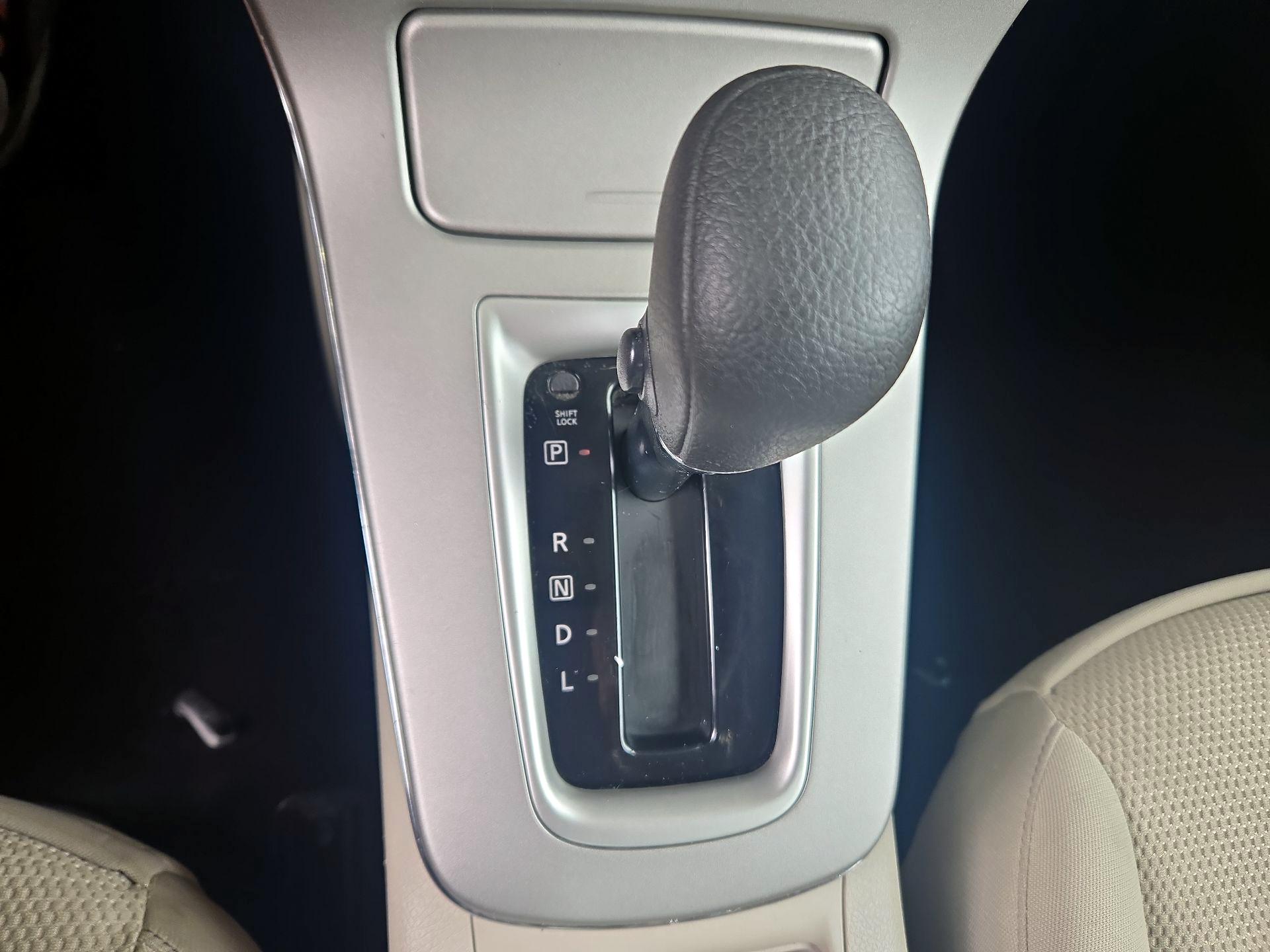 Thumbnail: 2015 Nissan Sentra - 16